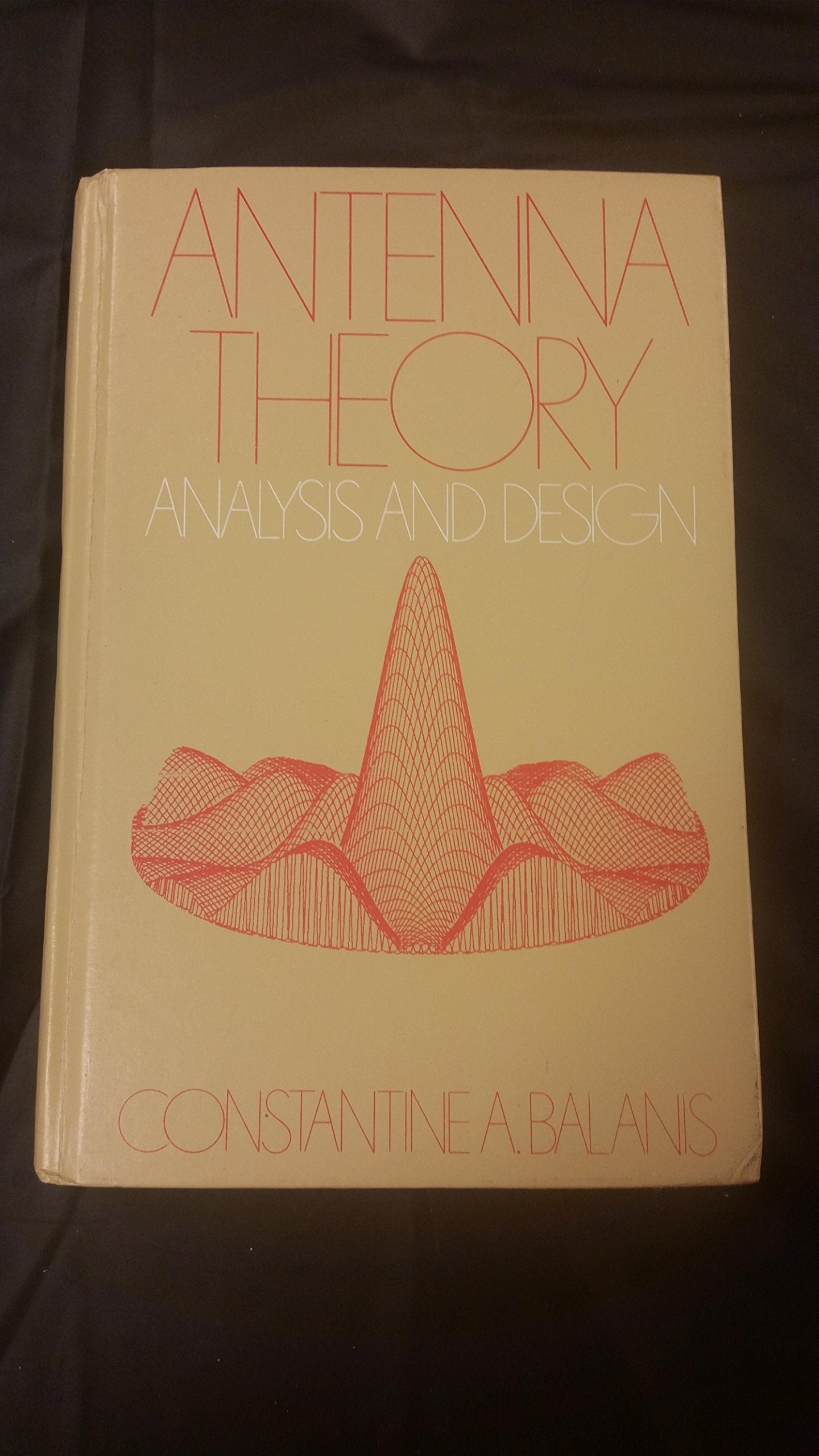 Antenna Theory: Analysis And Design (The Harper & Row Series In Electrical Engineering),New