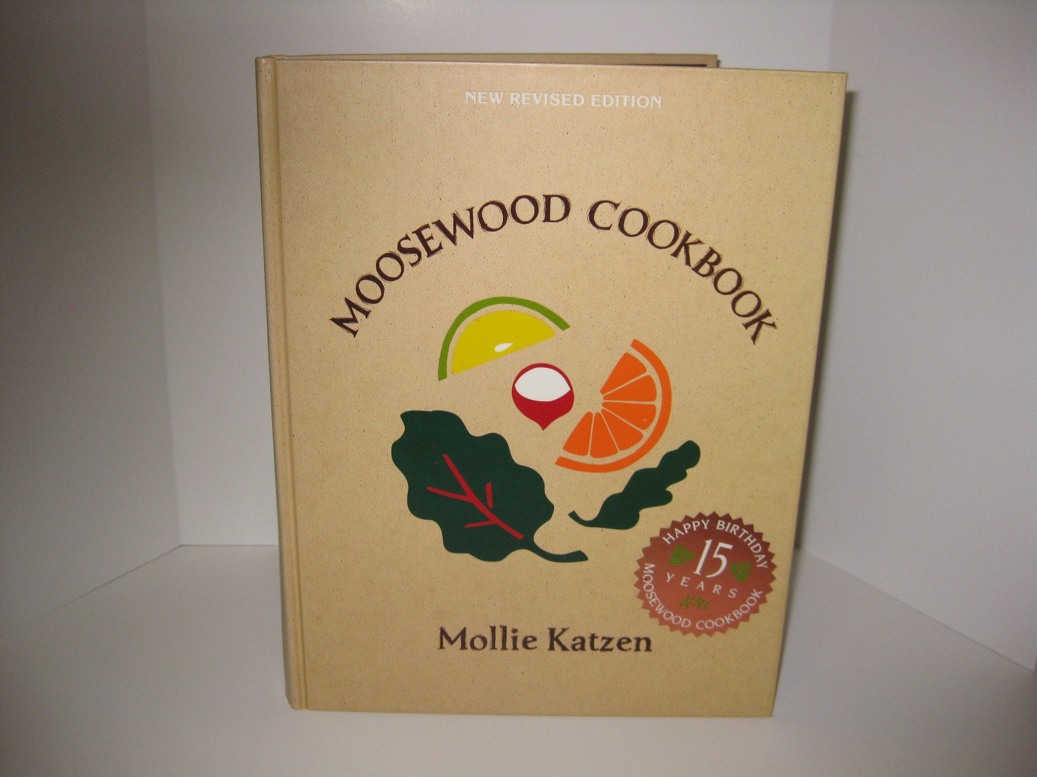 The Moosewood Cookbook, 15Th Anniversary Edition