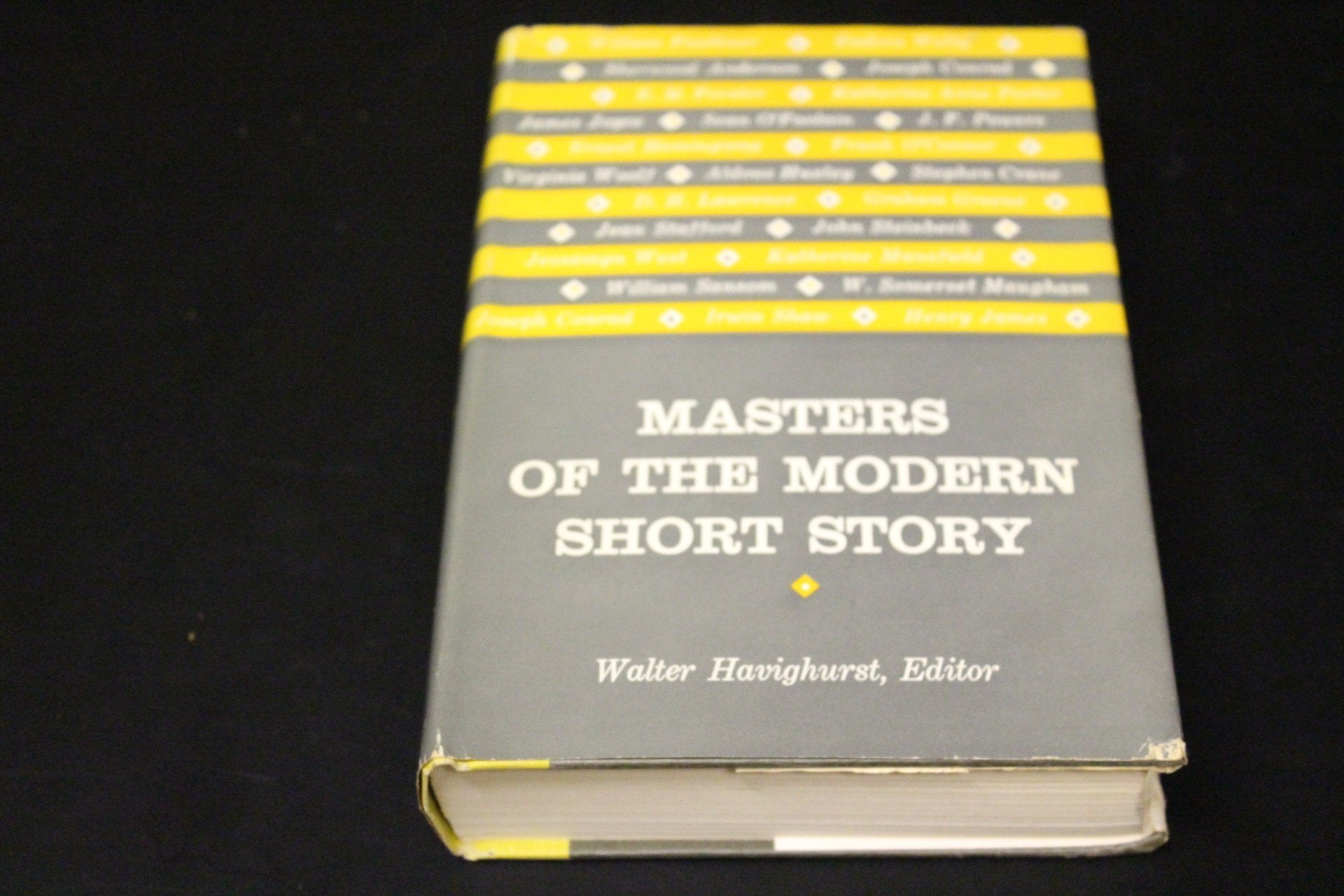 Masters of the Modern Short Story,Used