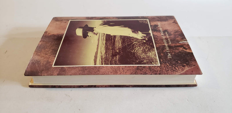 Bob Sharp's Cattle Country: Rawhide Ranching on Both Sides of the Border,Used