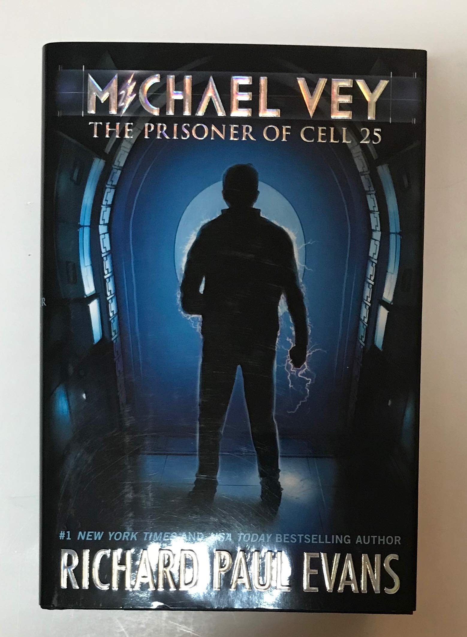 An Electrifying Michael Vey Boxed Set: Michael Vey; Michael Vey 2; Michael Vey 3,Used
