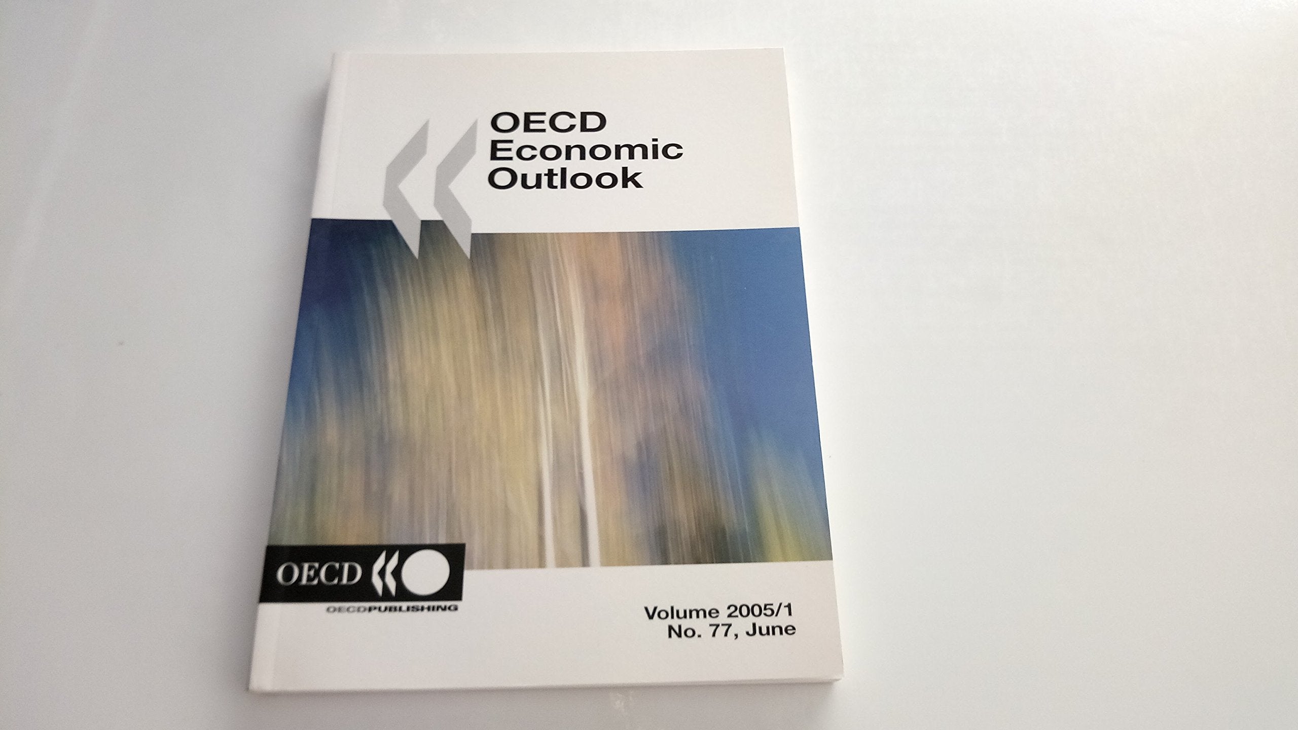 Oecd Economic Outlook June 2005,Used