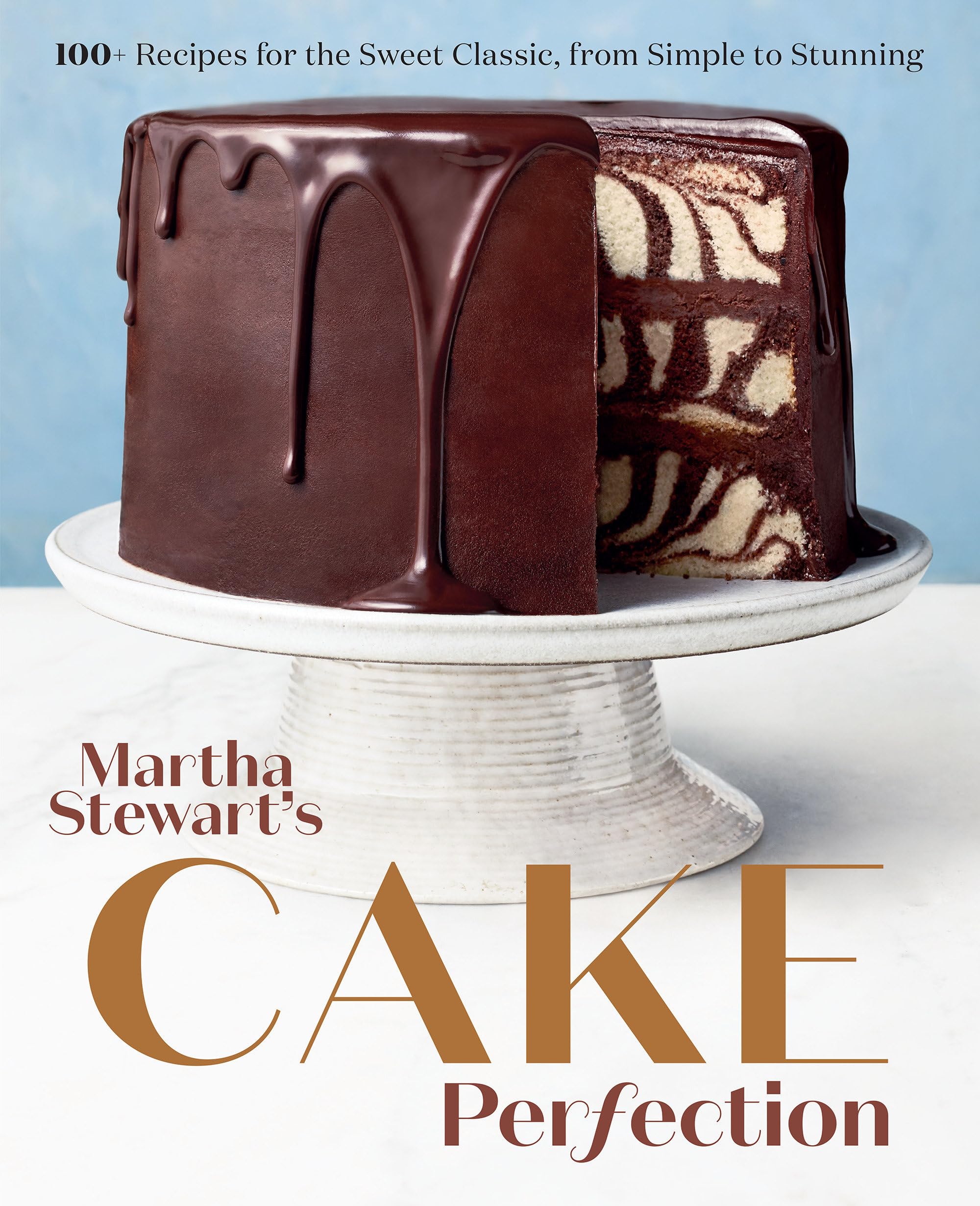 Martha Stewart's Cake Perfection: 100+ Recipes for the Sweet Classic, from Simple to Stunning: A Baking Book,Used