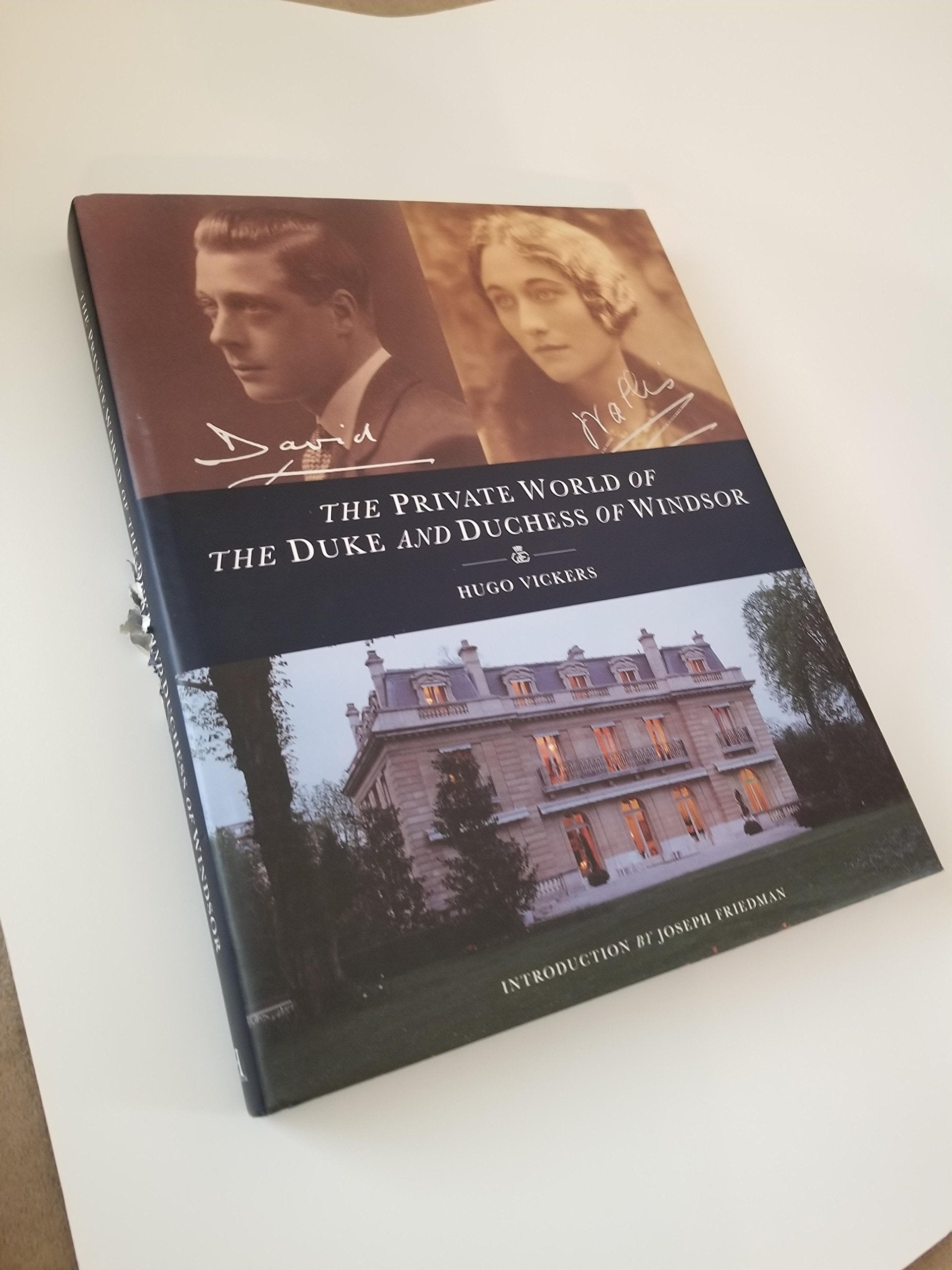 The Private World of the Duke and Duchess of Windsor,Used