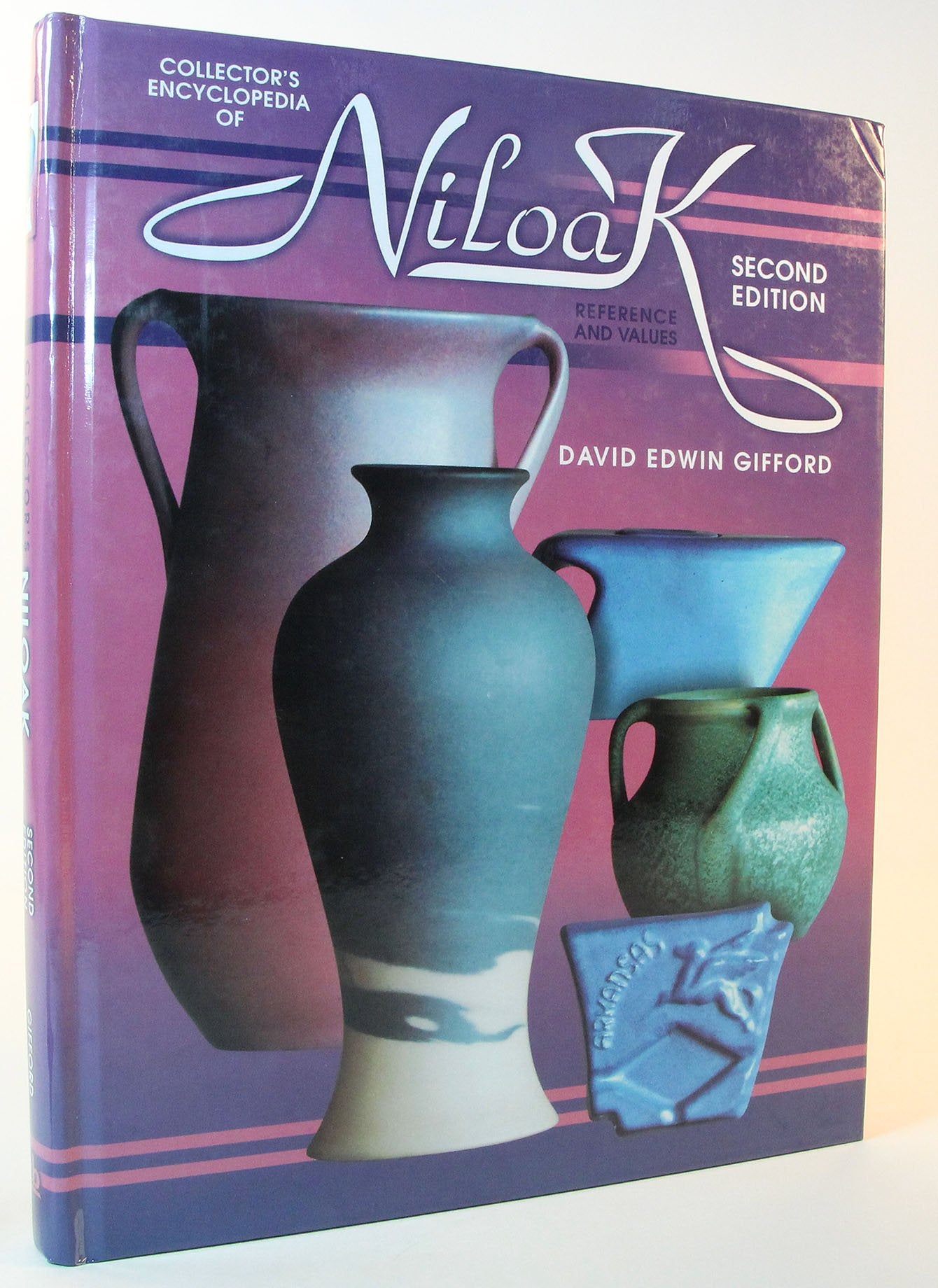 Collector's Encyclopedia of Niloak: A Reference and Value Guide, 2nd Edition,Used