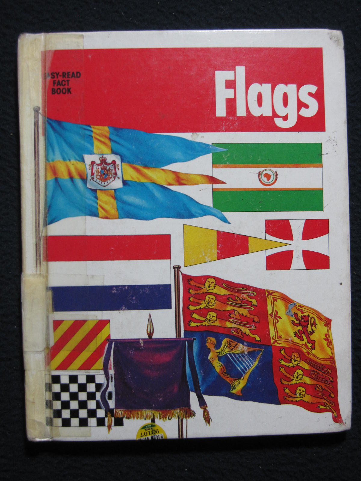 Flags (Easy Read Fact Book),Used
