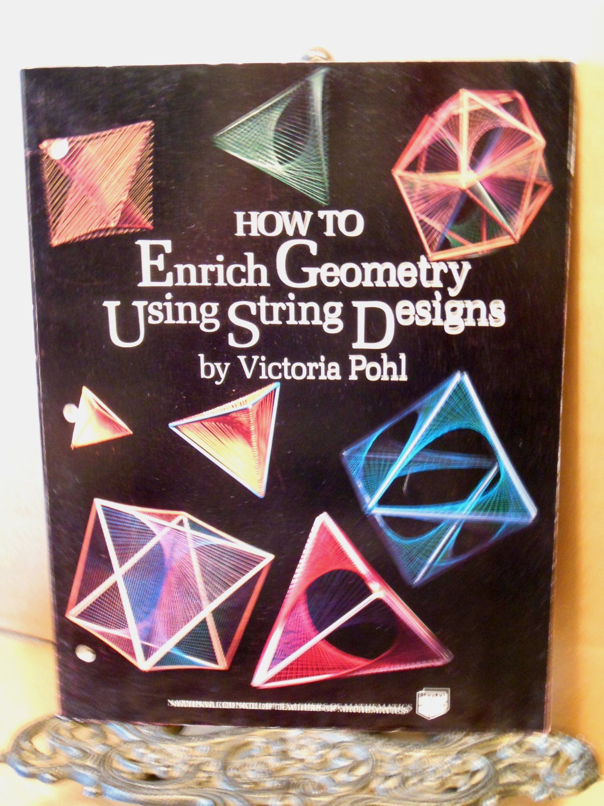 How to Enrich Geometry Using String Designs,New