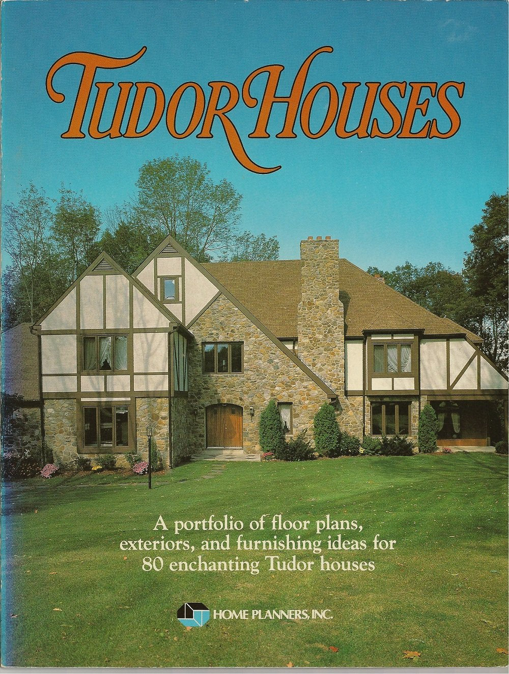 Tudor Houses: A Portfolio of Floor Plans, Exteriors, and Furnishing Ideas for 80 Enchanting Tudor Houses,Used
