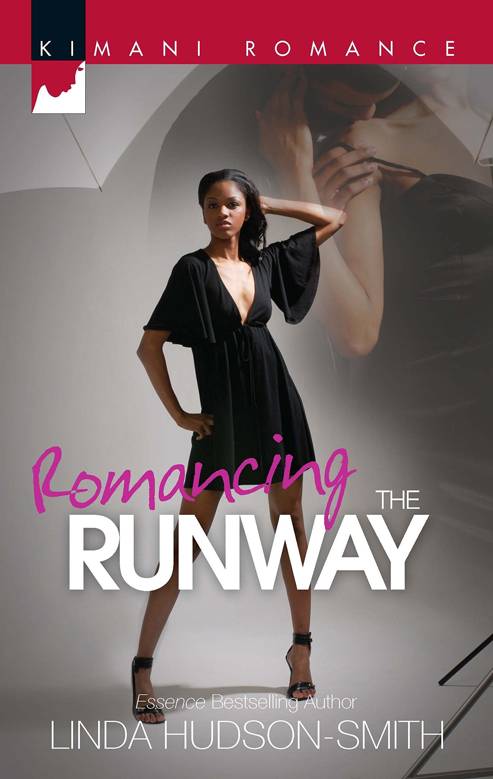 Romancing The Runway (Kimani Romance),New