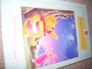 Pooh's Four Seasons: Pooh's Four Season: Poohs Fall Harvest; Pooh and the Storm that Sparkled; Pooh's Xmas Gifts; Pooh's Easter ,Used
