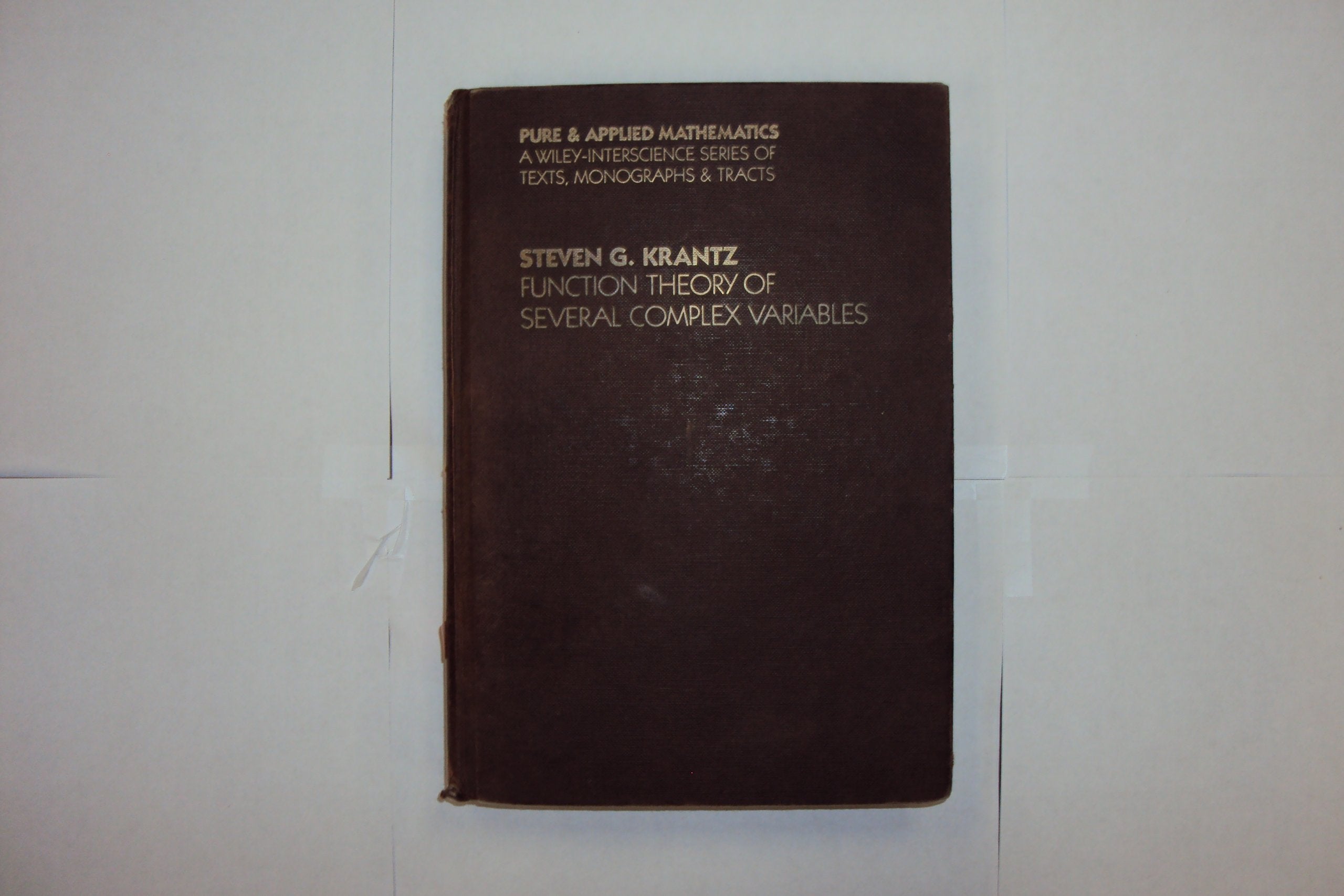 Function Theory Of Several Complex Variables (Pure And Applied Mathematics)-used
