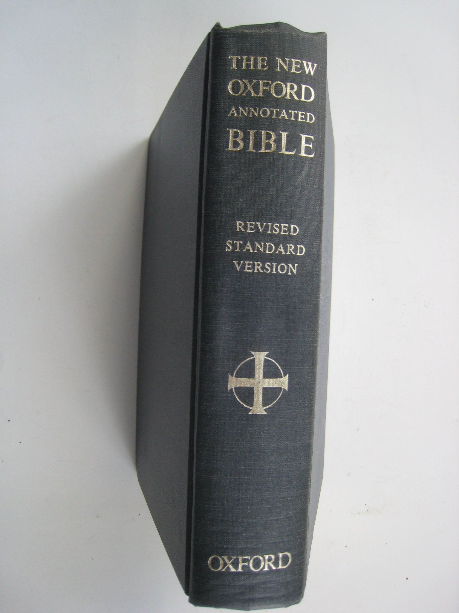 The New Oxford Annotated Bible, Revised Standard Version, Expanded Edition (Hardcover 8900)