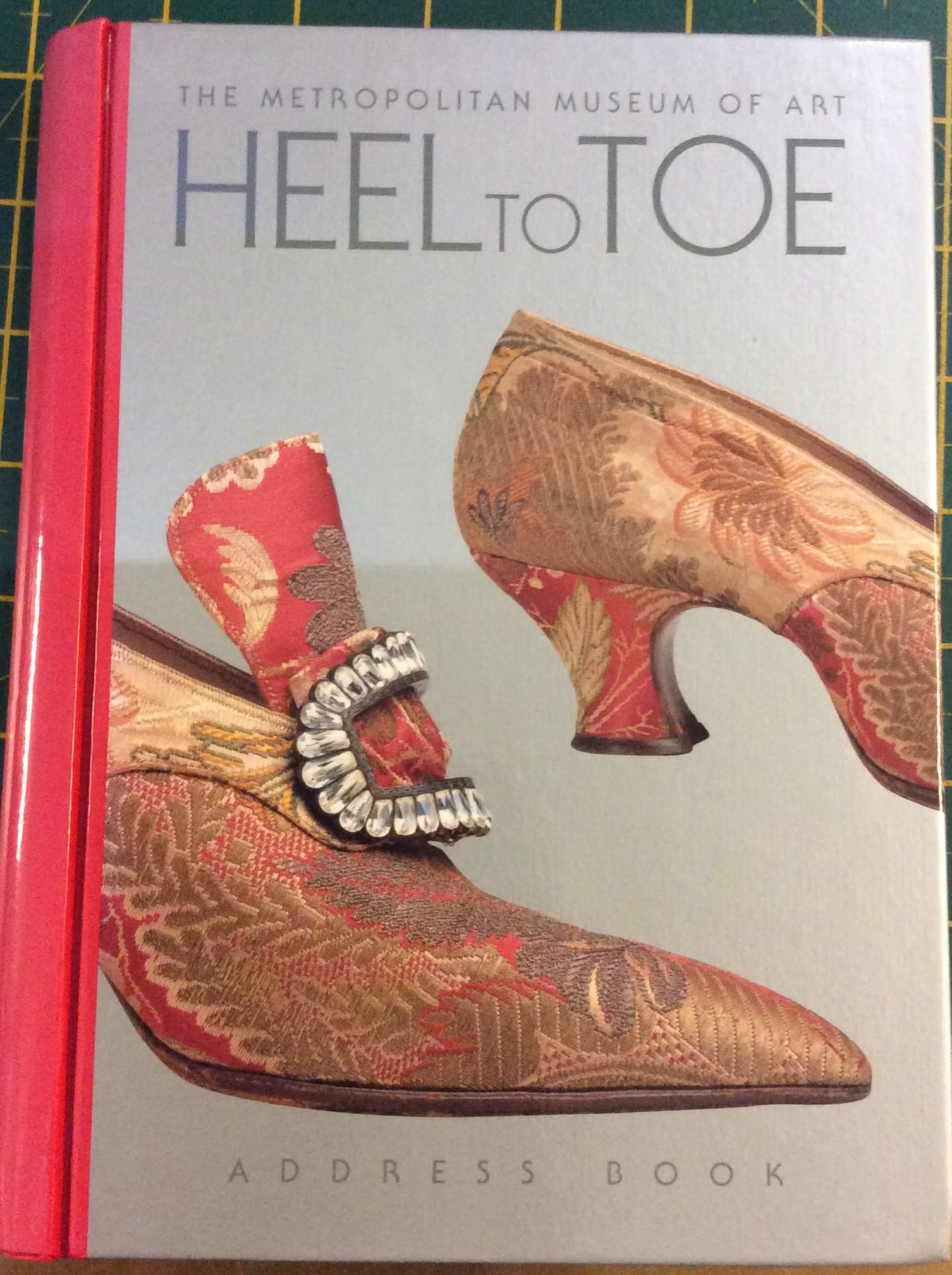 The Metropolitan Museum of Art : Heel to Toe Address Book,Used