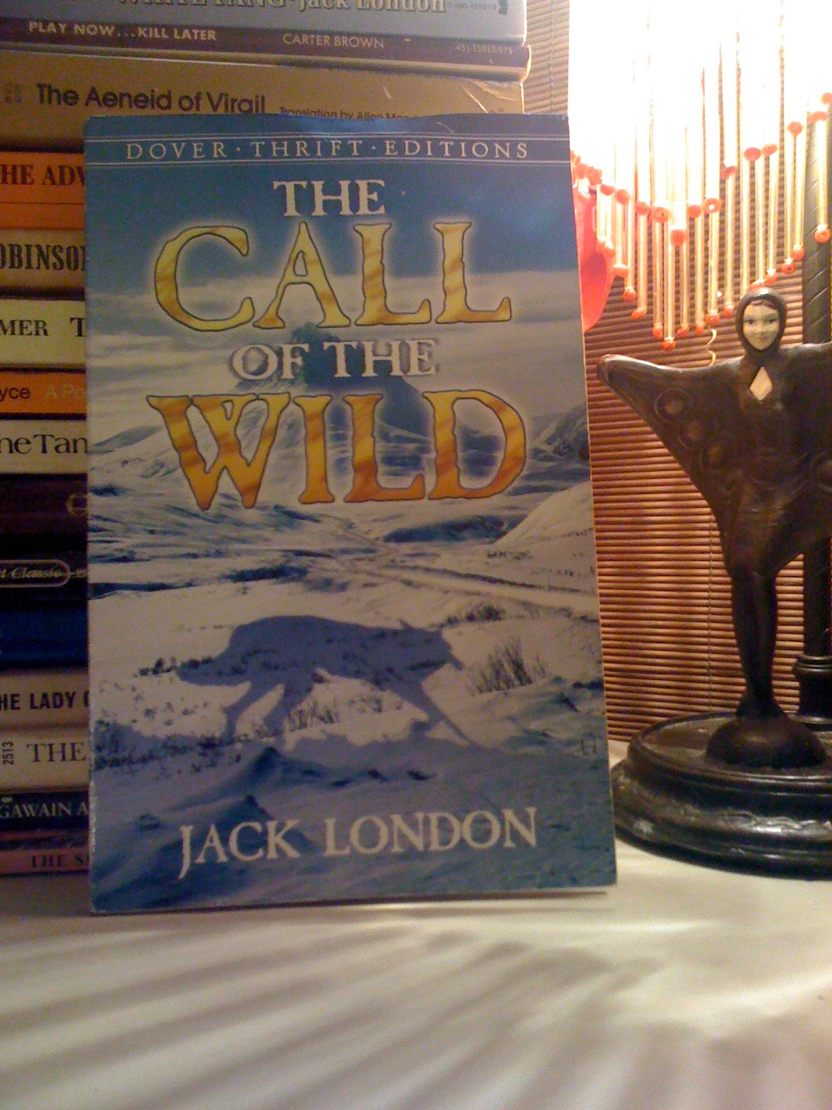 The Call of the Wild (Literary Touchstone Classics),Used