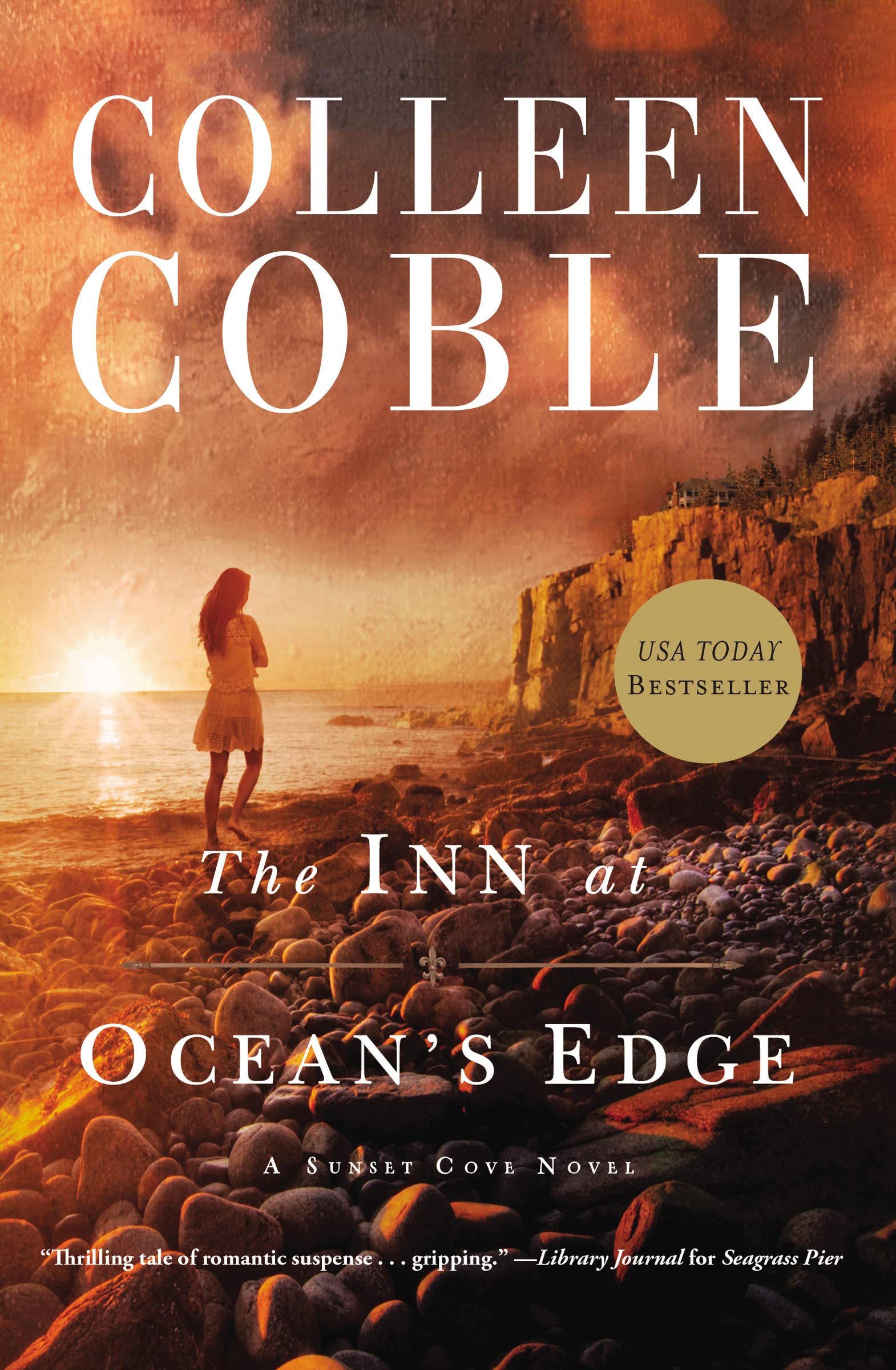 The Inn at Ocean's Edge (A Sunset Cove Novel),Used