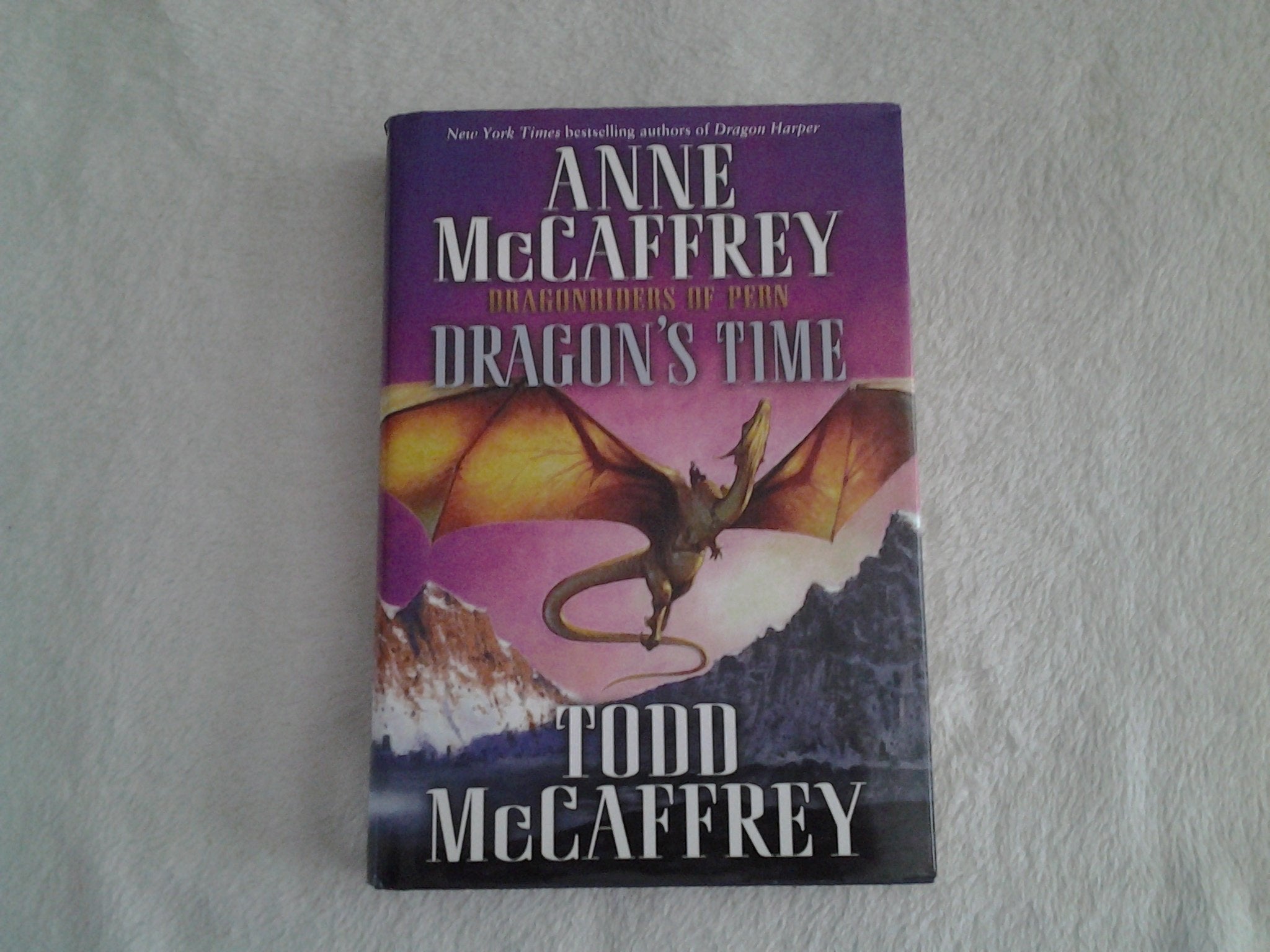 Dragon's Time: Dragonriders of Pern (Pern: The Dragonriders of Pern),Used