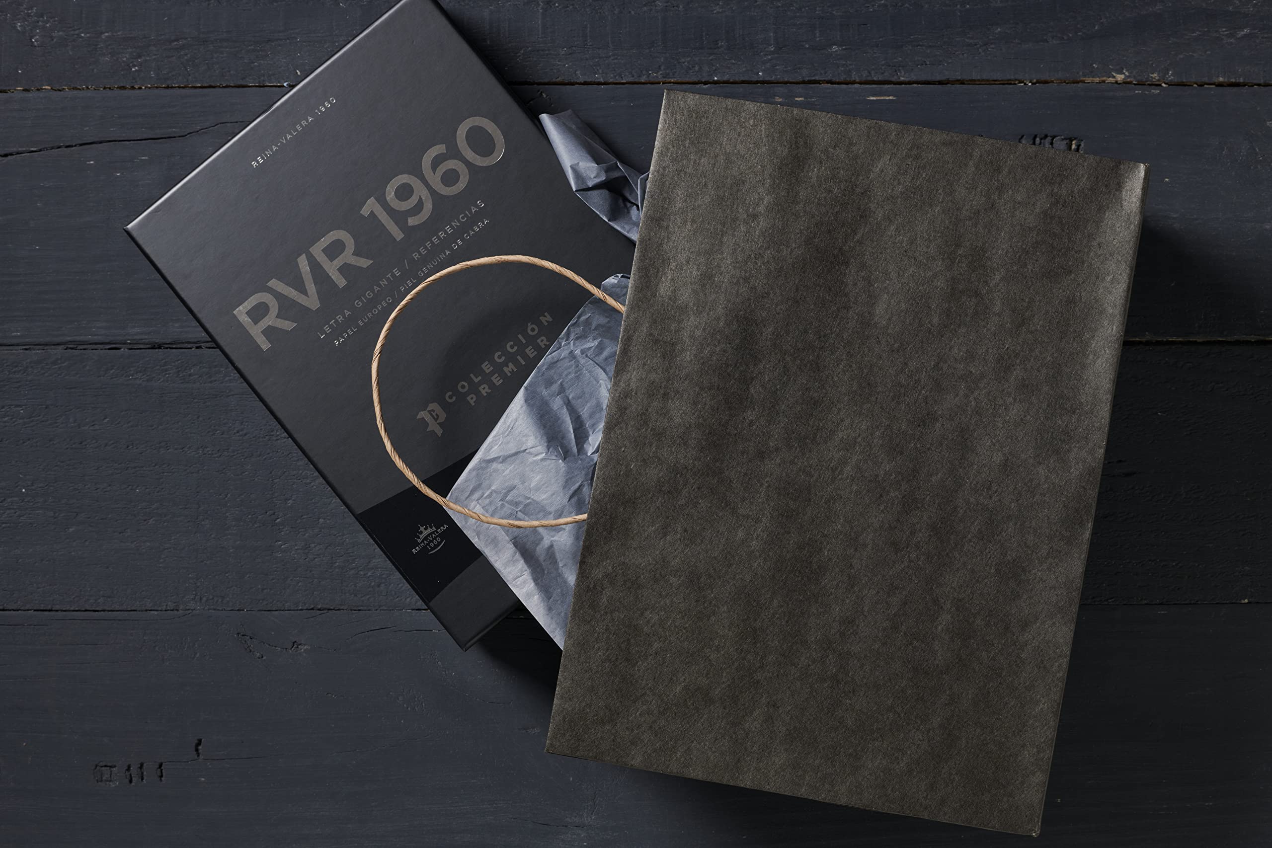 Reina Valera 1960 Biblia Letra Gigante, Coleccin Premier, Caramelo, Interior a dos colores: Edicin Limitada (Spanish Edition,Used