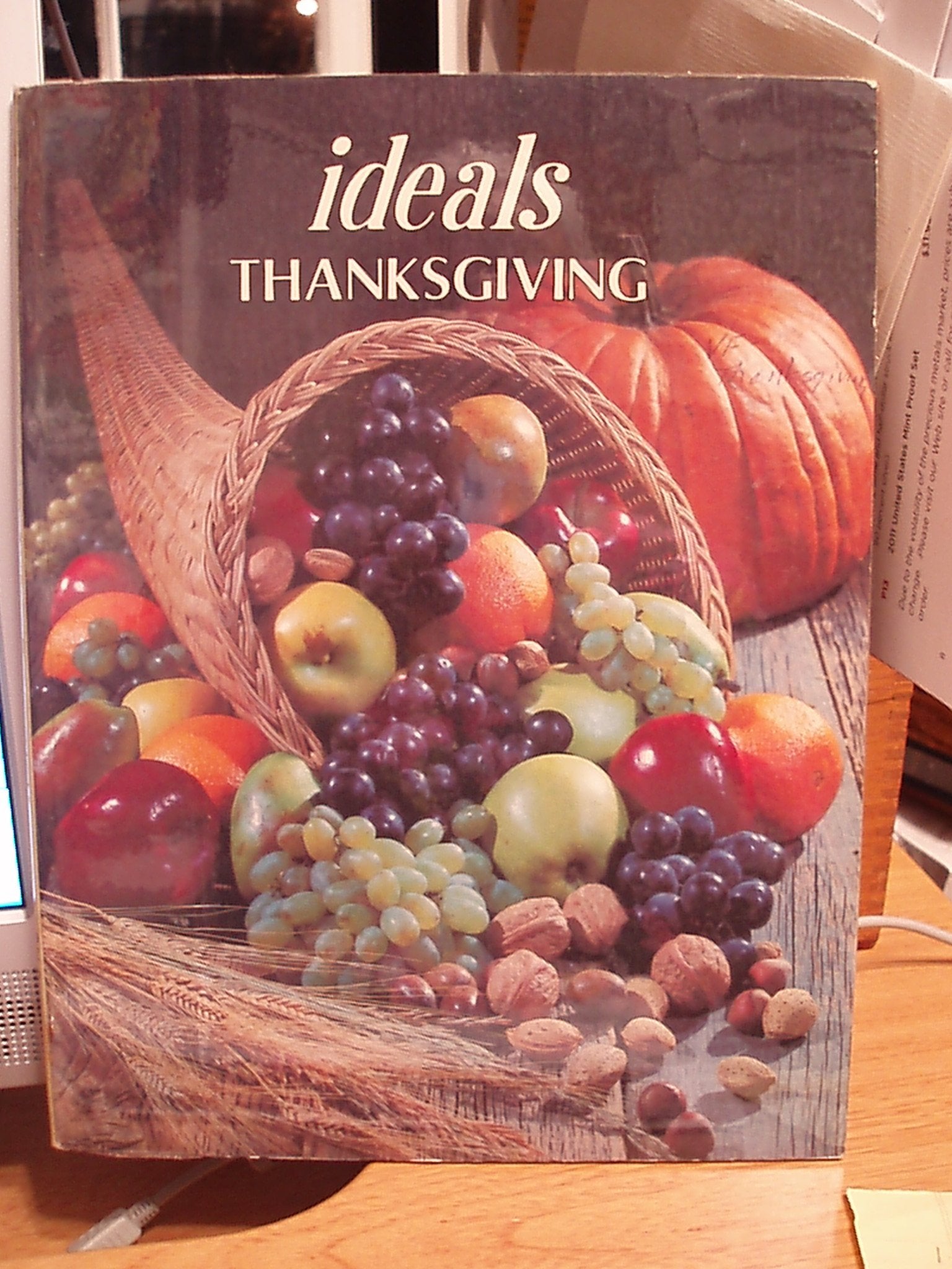 Thanksgiving, Vol. 38, No. 7 (August, 1981) (Ideals),Used