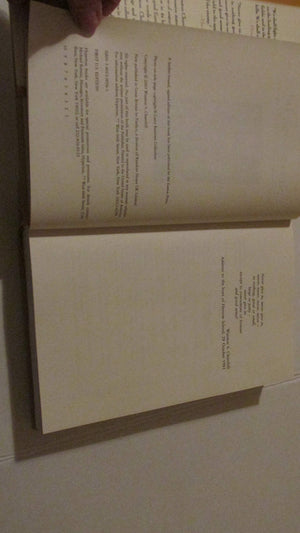 Never Give In!: The Best of Winston Churchills Speeches,Used