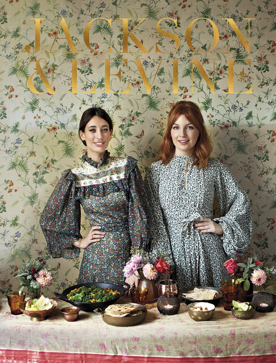 Round to Ours: Setting the Mood and Cooking the Food: Menus for Every Gathering,Used