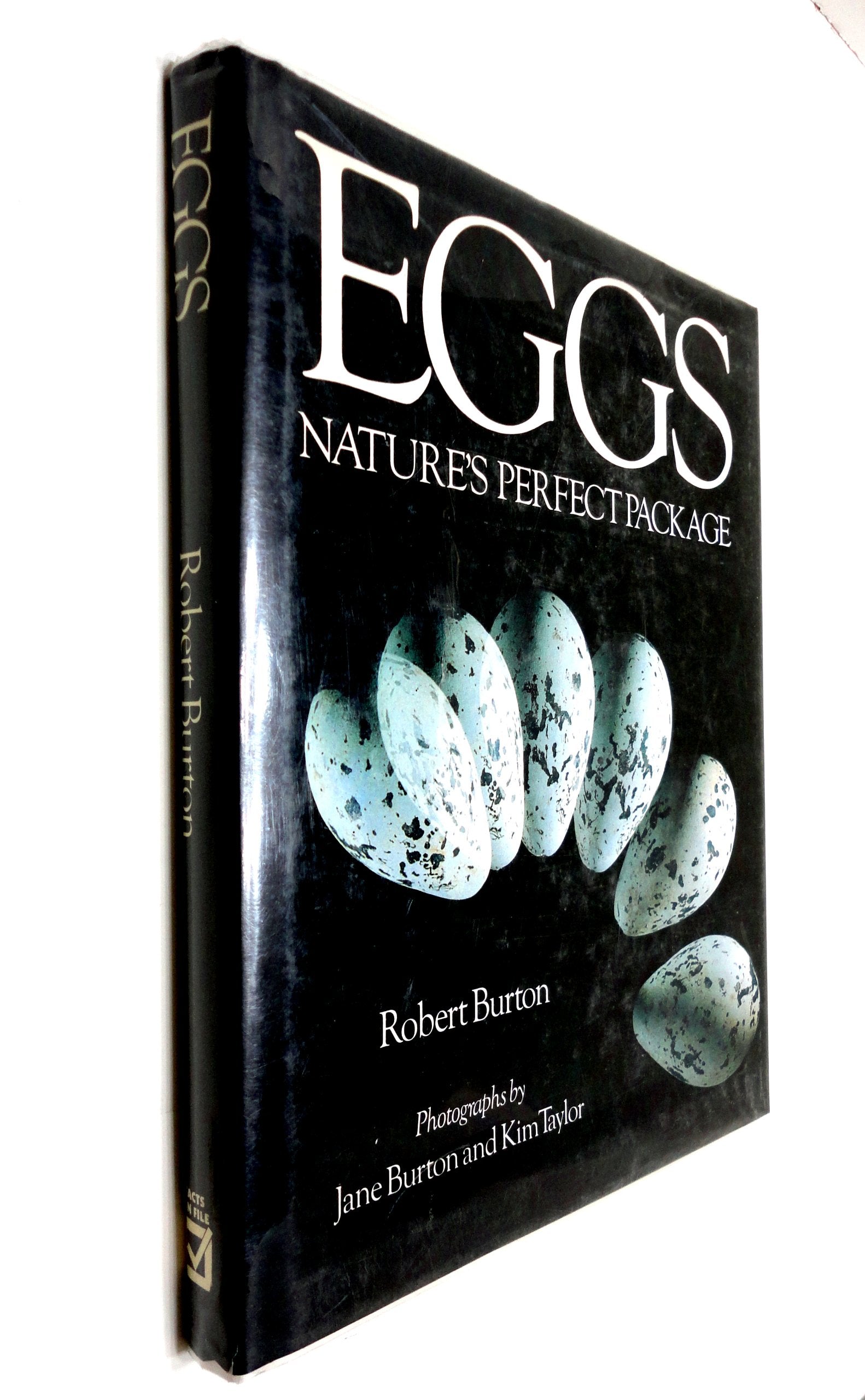 Eggs: Nature's Perfect Miracle of Packaging,Used