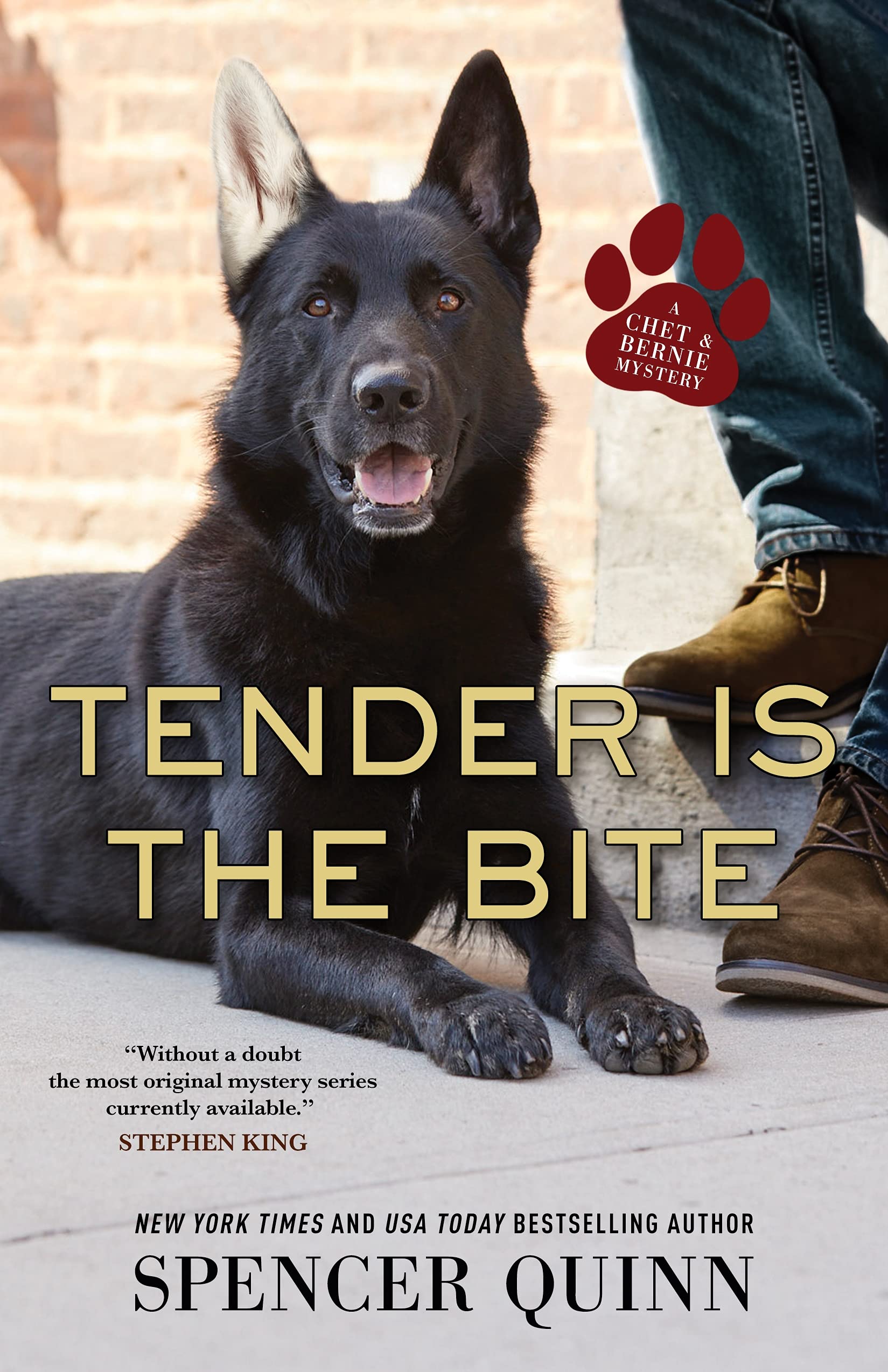 Tender Is The Bite: A Chet & Bernie Mystery (A Chet & Bernie Mystery, 11)