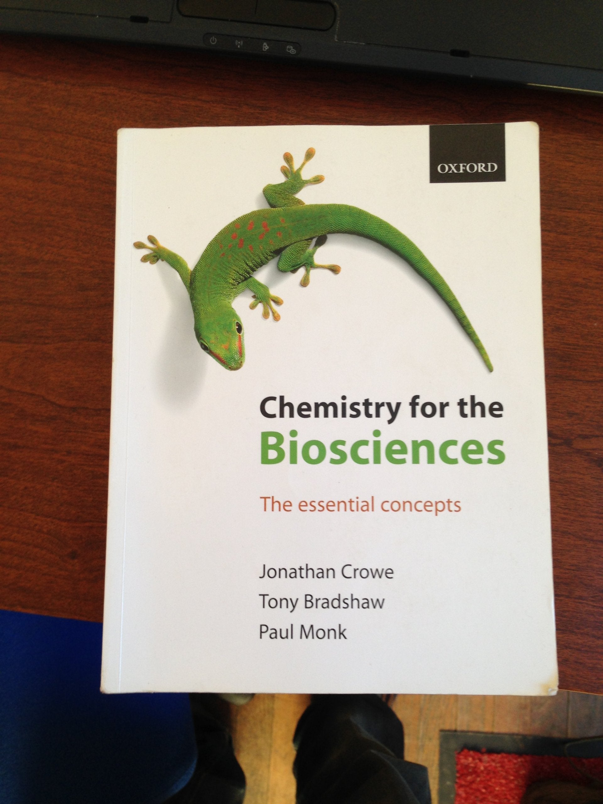 Chemistry for the Biosciences: The Essential Concepts,New