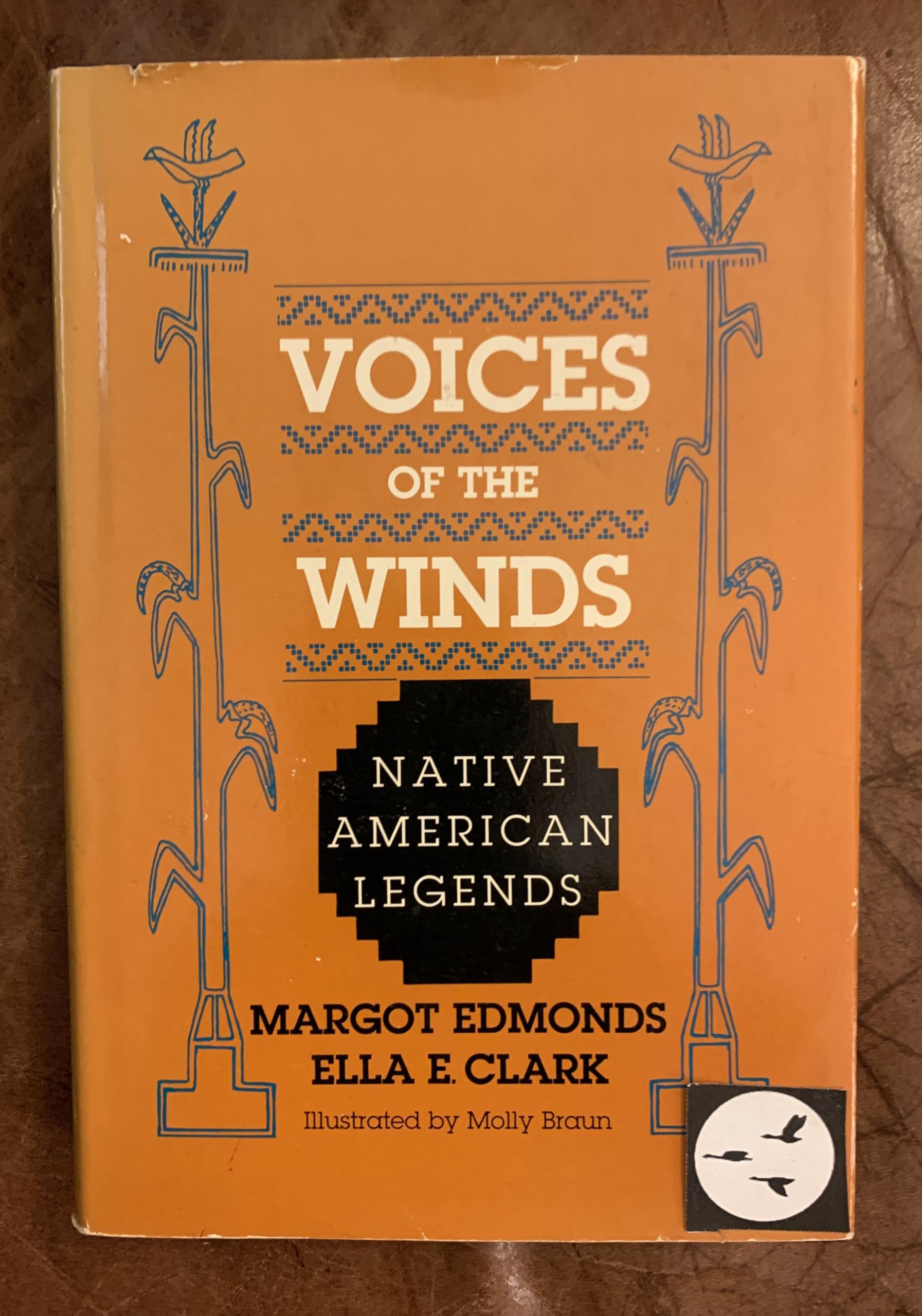 Voices Of The Winds: Native American Legends,New
