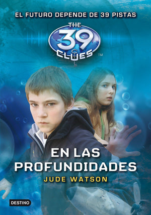 En Las Profundiadades (The 39 Clues, Book 6) (Spanish Edition),Used