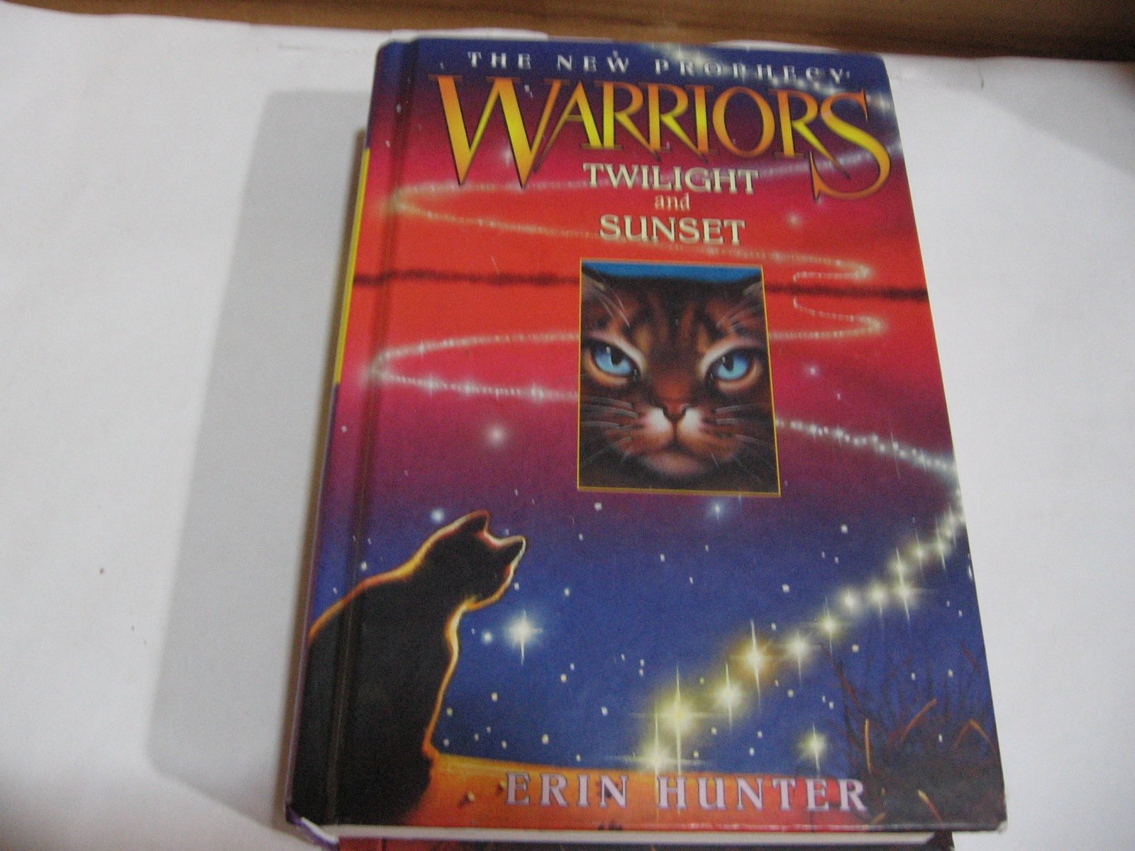 Twilight & Sunset (Warriors: The New Prophecy, #5 and #6),Used