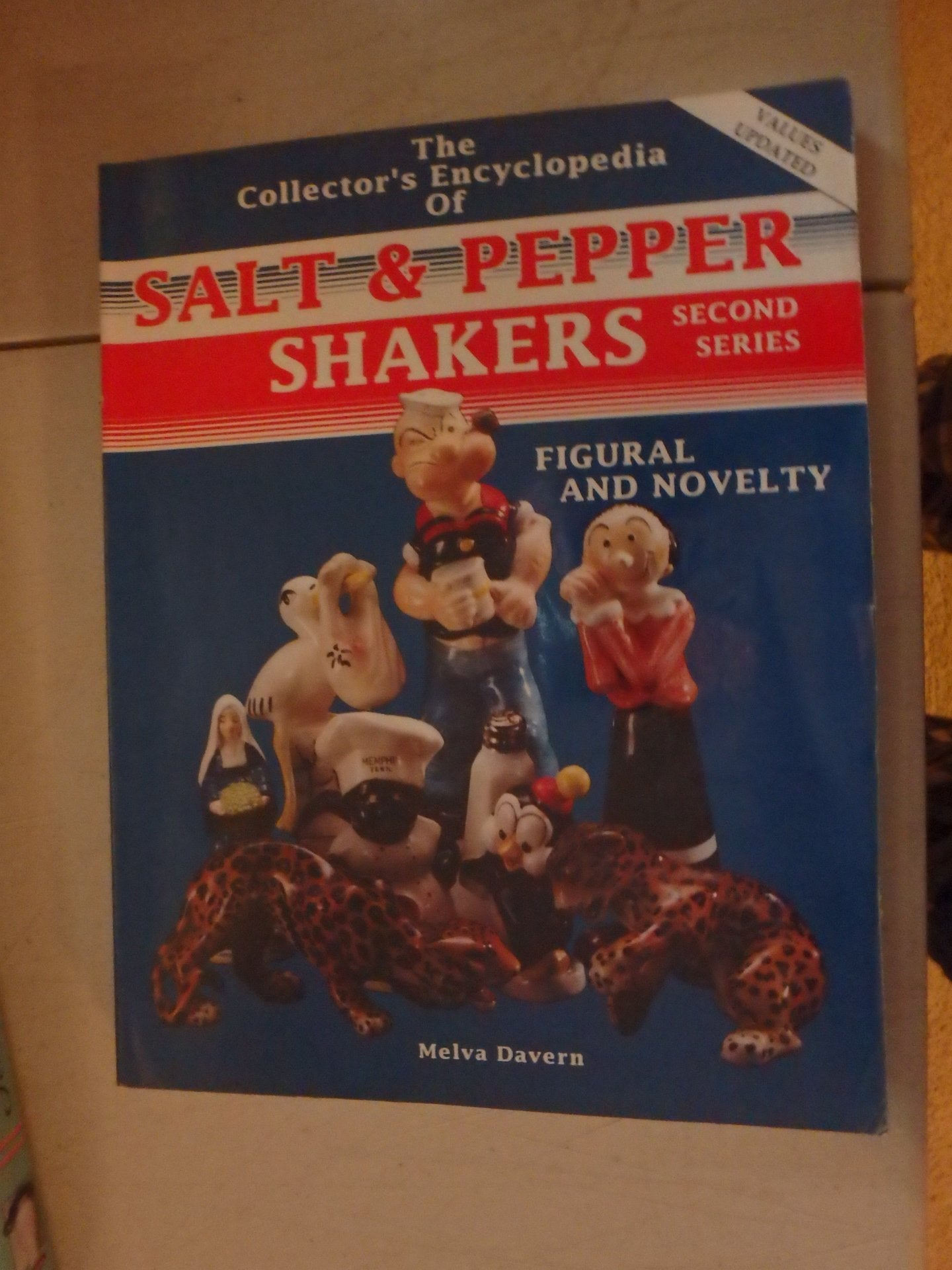 Collector's Encyclopedia of Salt and Pepper Shakers: Second Series (Figural and Novelty 2nd Series),Used