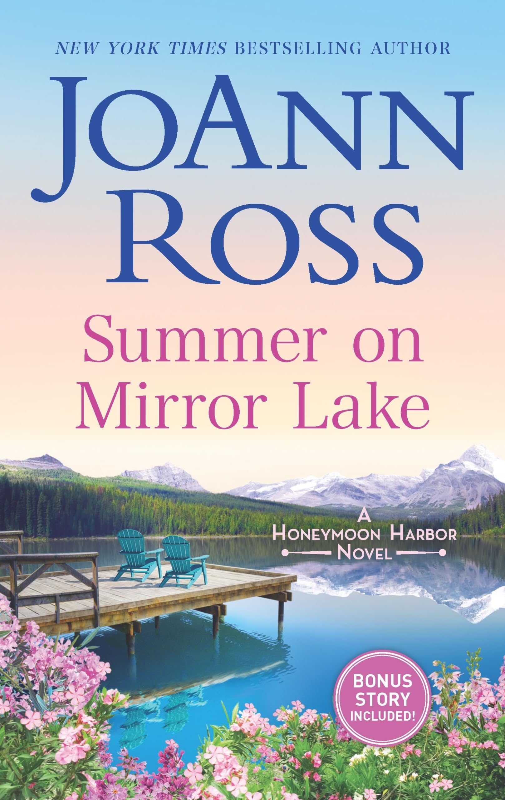Summer on Mirror Lake: A Novel (Honeymoon Harbor),Used