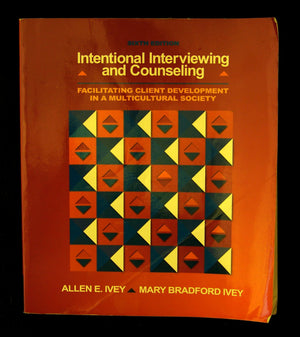 Intentional Interviewing And Counseling: Facilitating Client Development In A Multicultural Society (With Cdrom And Infotrac 1/,Used