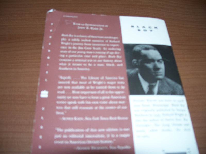 Black Boy (The Restored Text Established By The Library Of America) (Perennial Classics)-used