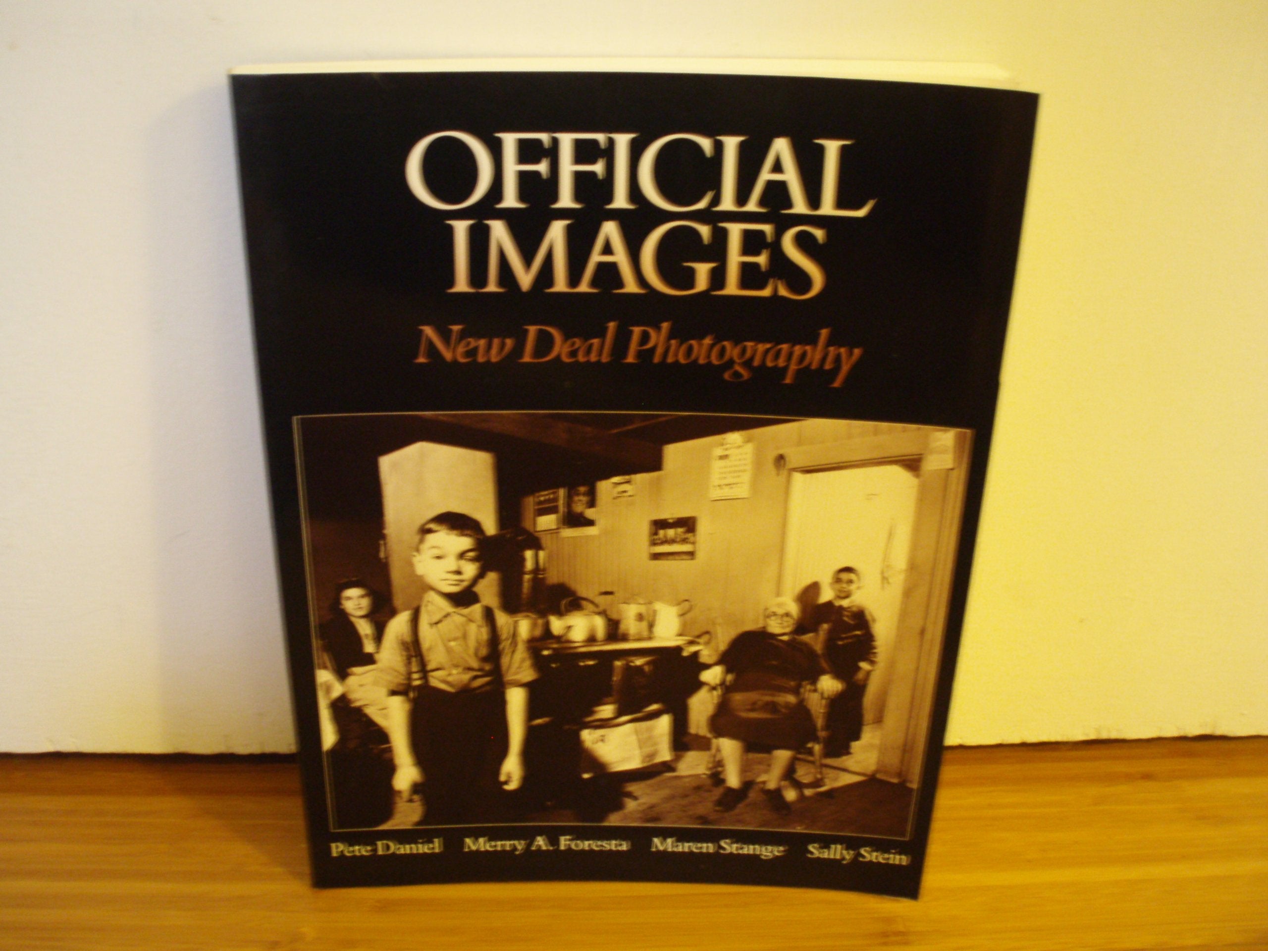 Official Images: New Deal Photography,Used