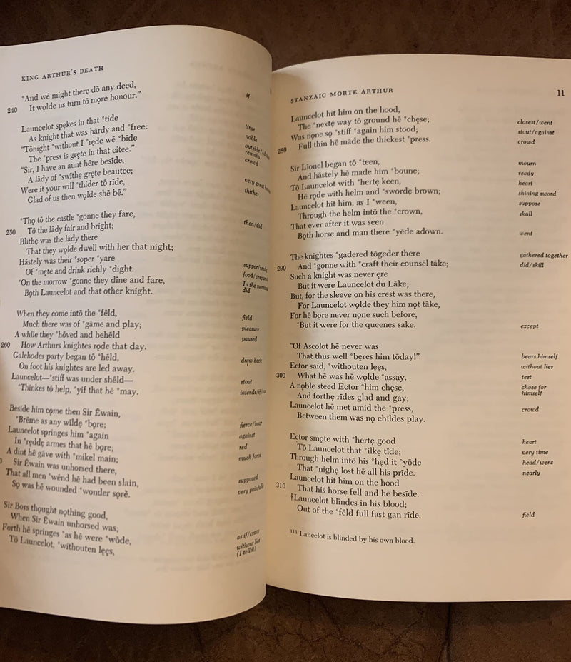 King Arthur's Death (Exeter Medieval Texts and Studies),Used