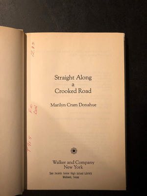 Straight Along a Crooked Road (Walker's American History Series for Young People),Used