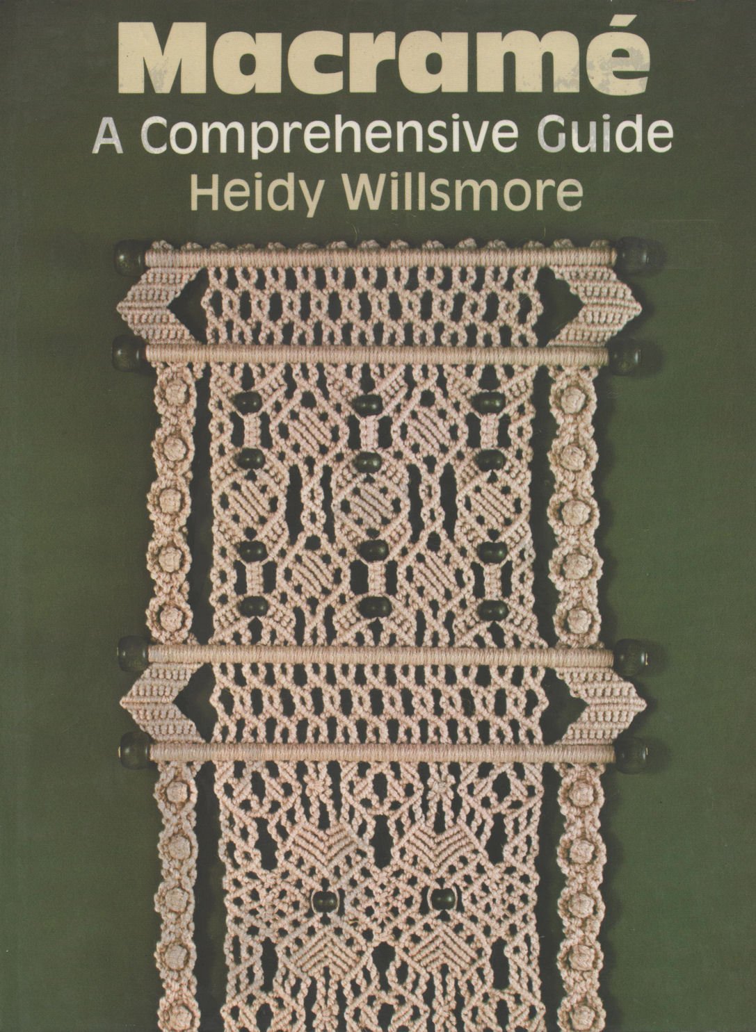 Macrame: A Comprehensive Guide,Used