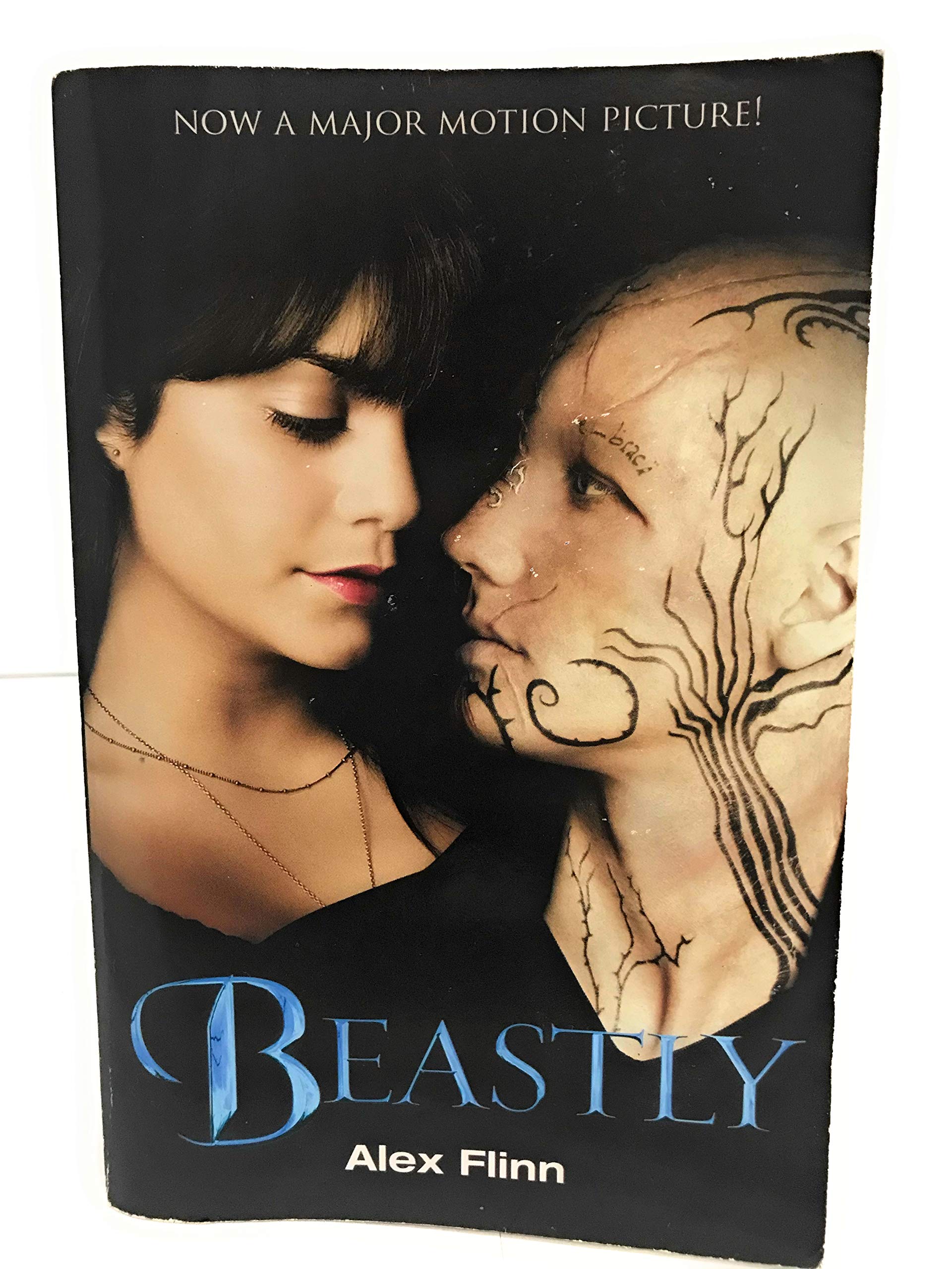 Beastly (Kendra Chronicles, 1),Used