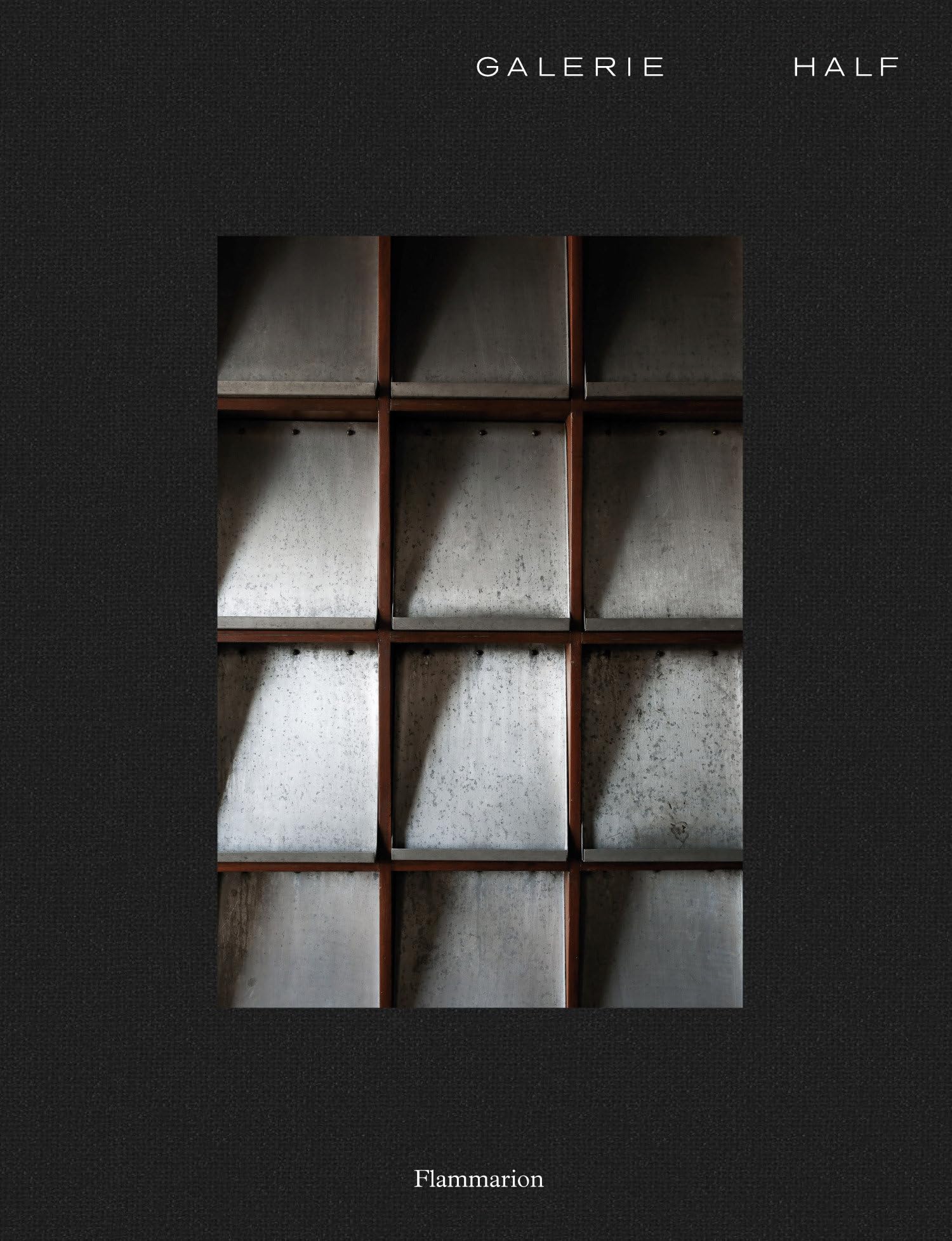 Galerie Half: Selected Works / Spaces,New