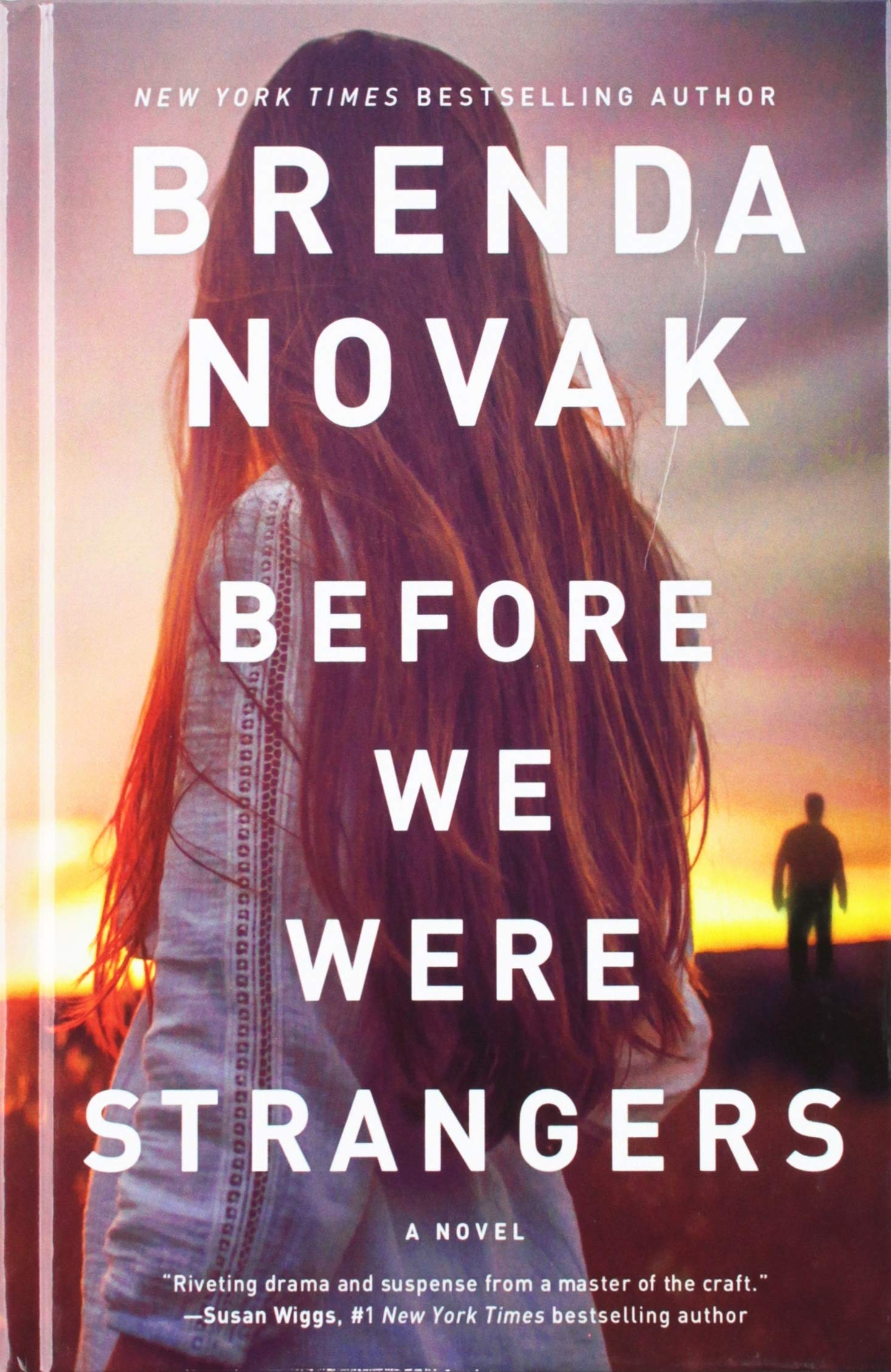 Before We Were Strangers (Wheeler Publishing Large Print Hardcover),Used