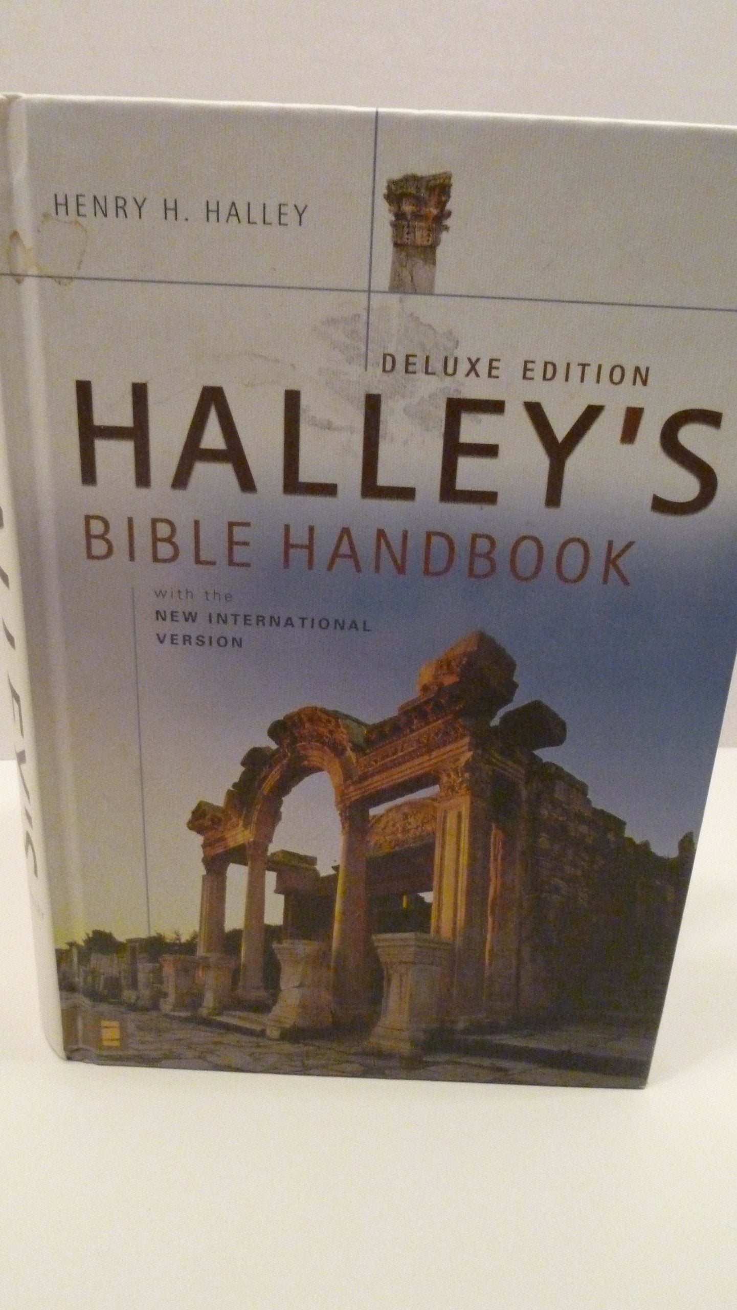 Halley's Bible Handbook with the New International VersionDeluxe Edition,Used