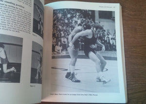 Wrestling Fundamentals And Techniques The Iowa Hawkeyes Way,Used