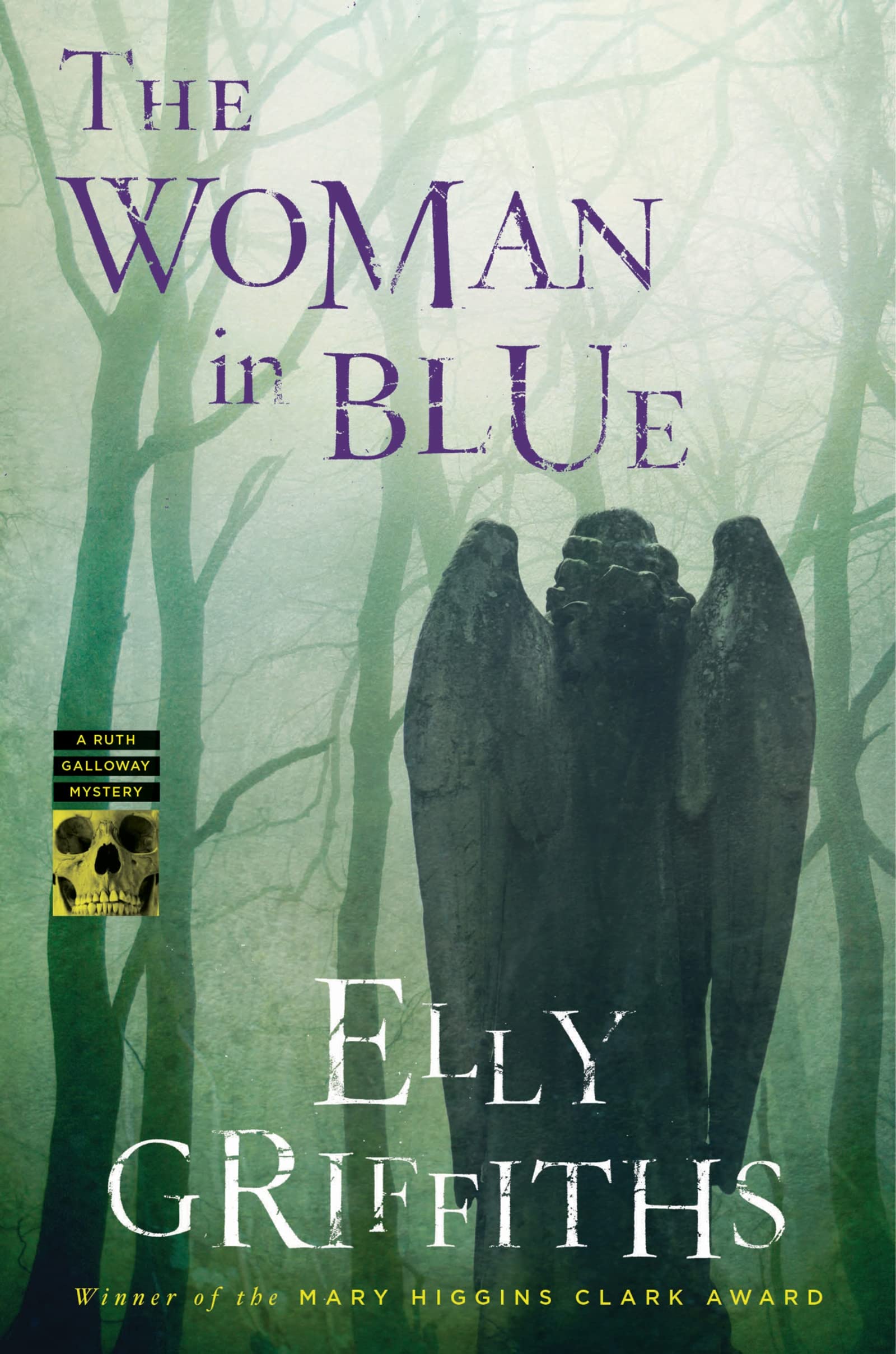 The Woman In Blue (Ruth Galloway Mysteries, 8),Used