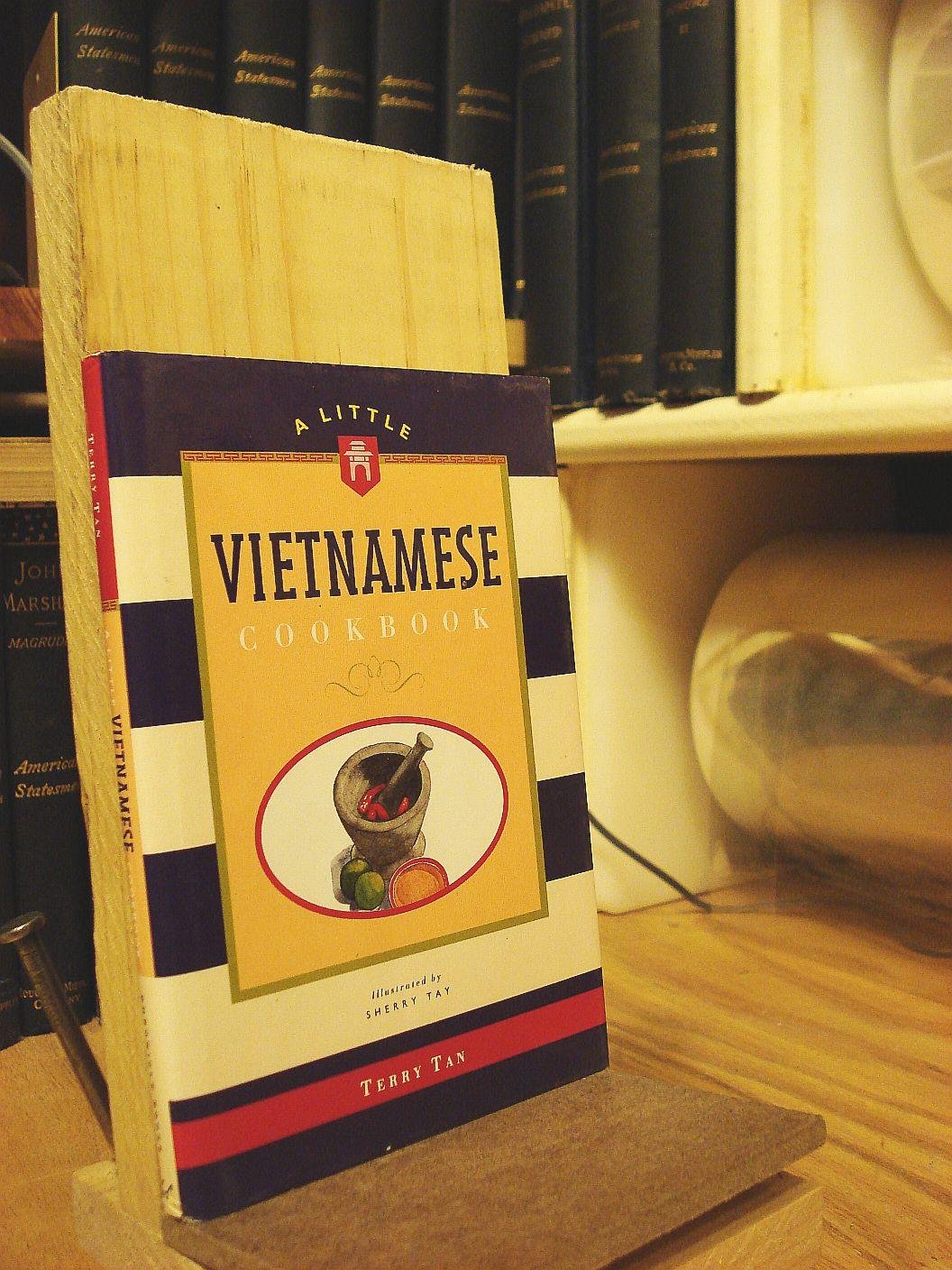 A Little Vietnamese Cookbook,Used