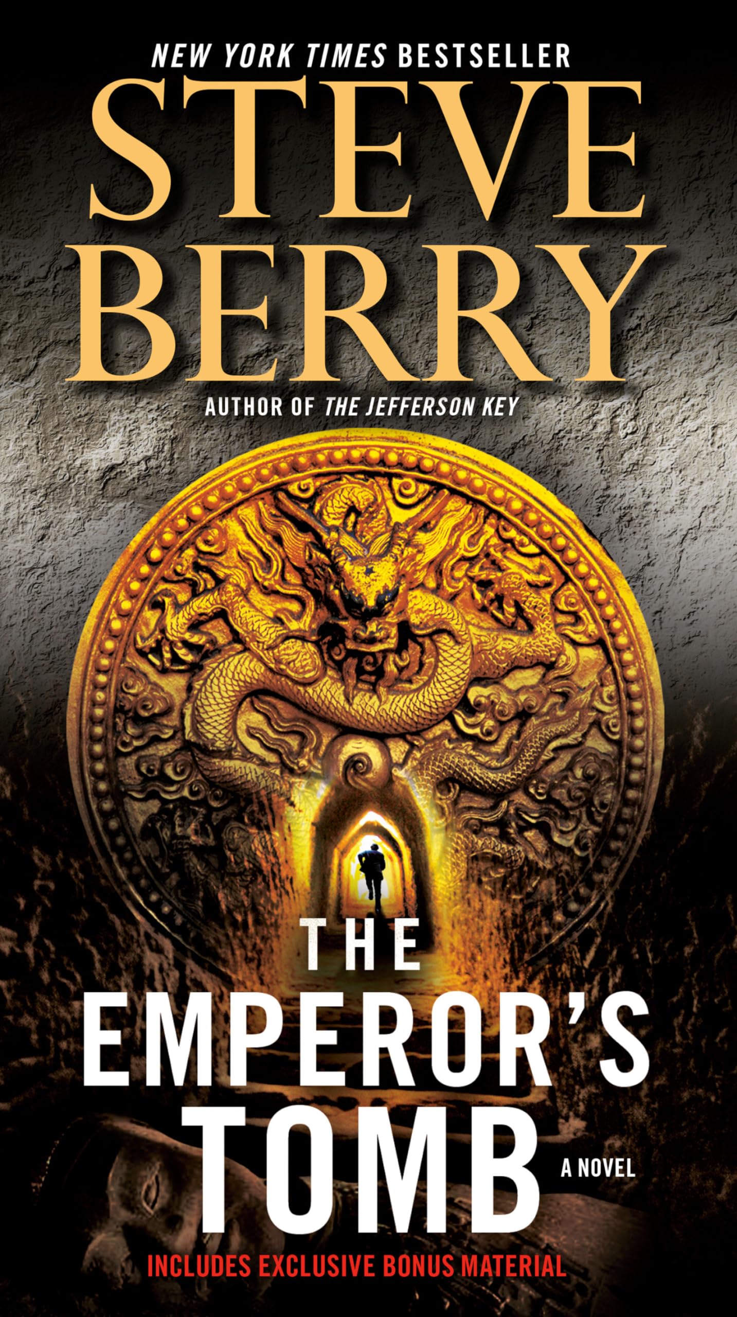 The Emperor's Tomb (with bonus short story The Balkan Escape): A Novel (Cotton Malone),Used