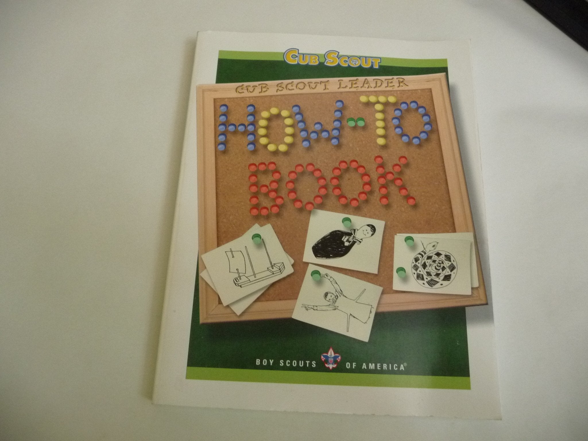 Cub Scout Leader HowTo Book: Successful Ideas to Add Sparkle to Den and Pack Activities,Used