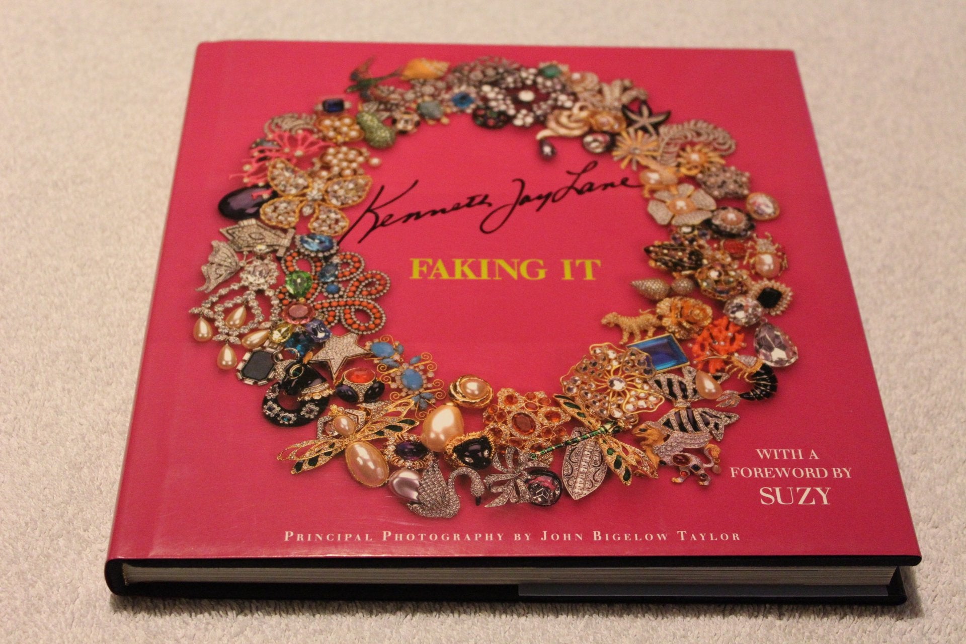 Kenneth Jay Lane: Faking It,Used