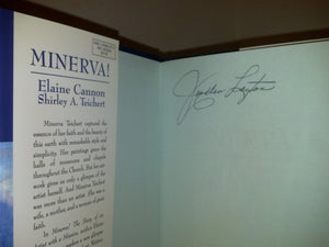 Minerva!: The Story of an Artist with a Mission [ILLUSTRATED],New