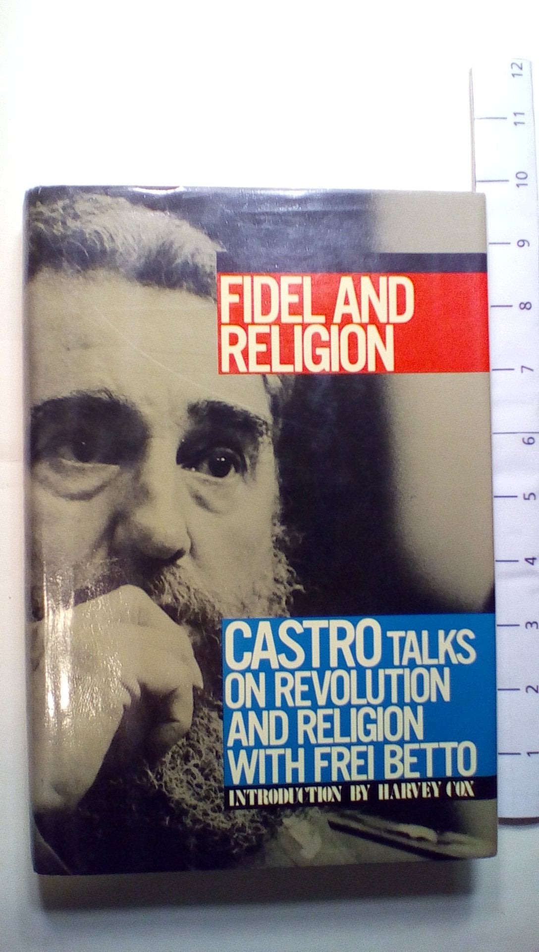 Fidel and Religion: Castro Talks on Revolution and Religion With Frei Betto (English, Spanish and Portuguese Edition),Used